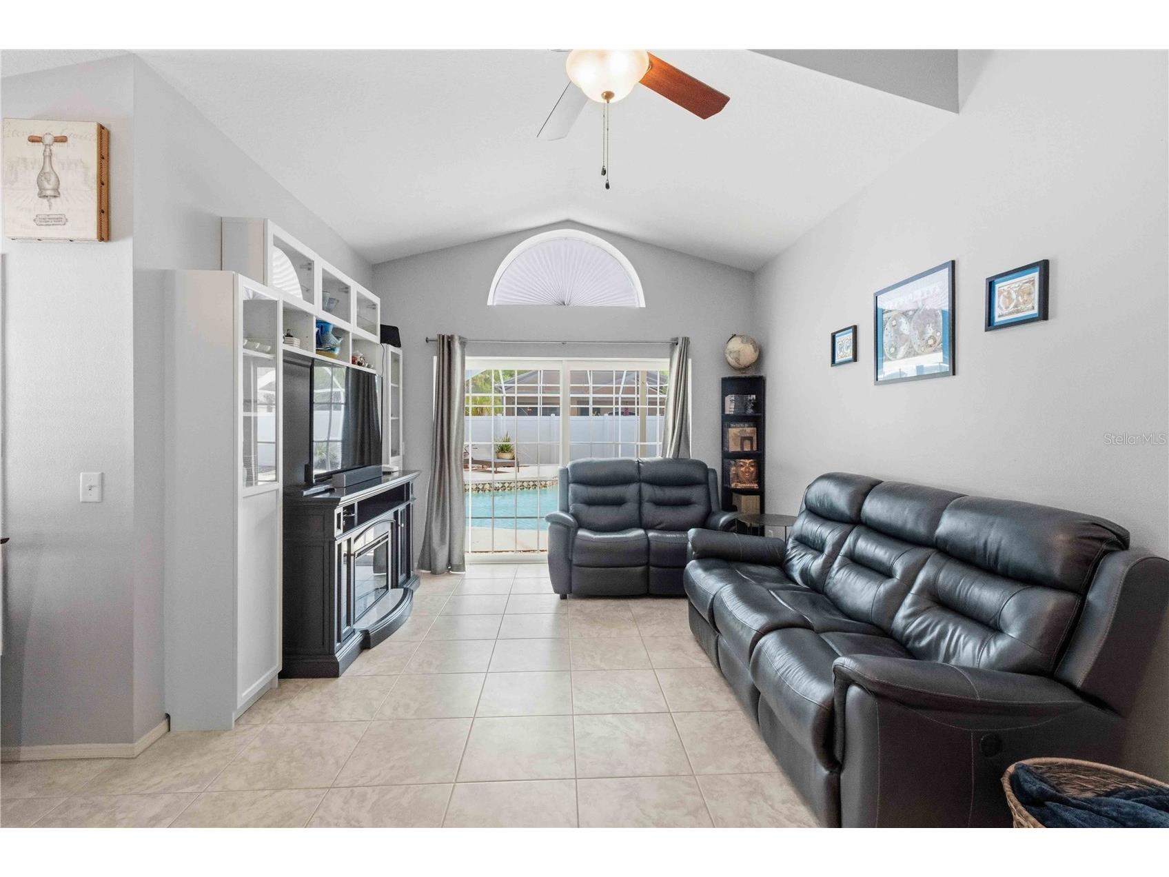 7633 Clovelly Park Place Apollo Beach FL 33572 TB8494803 image8