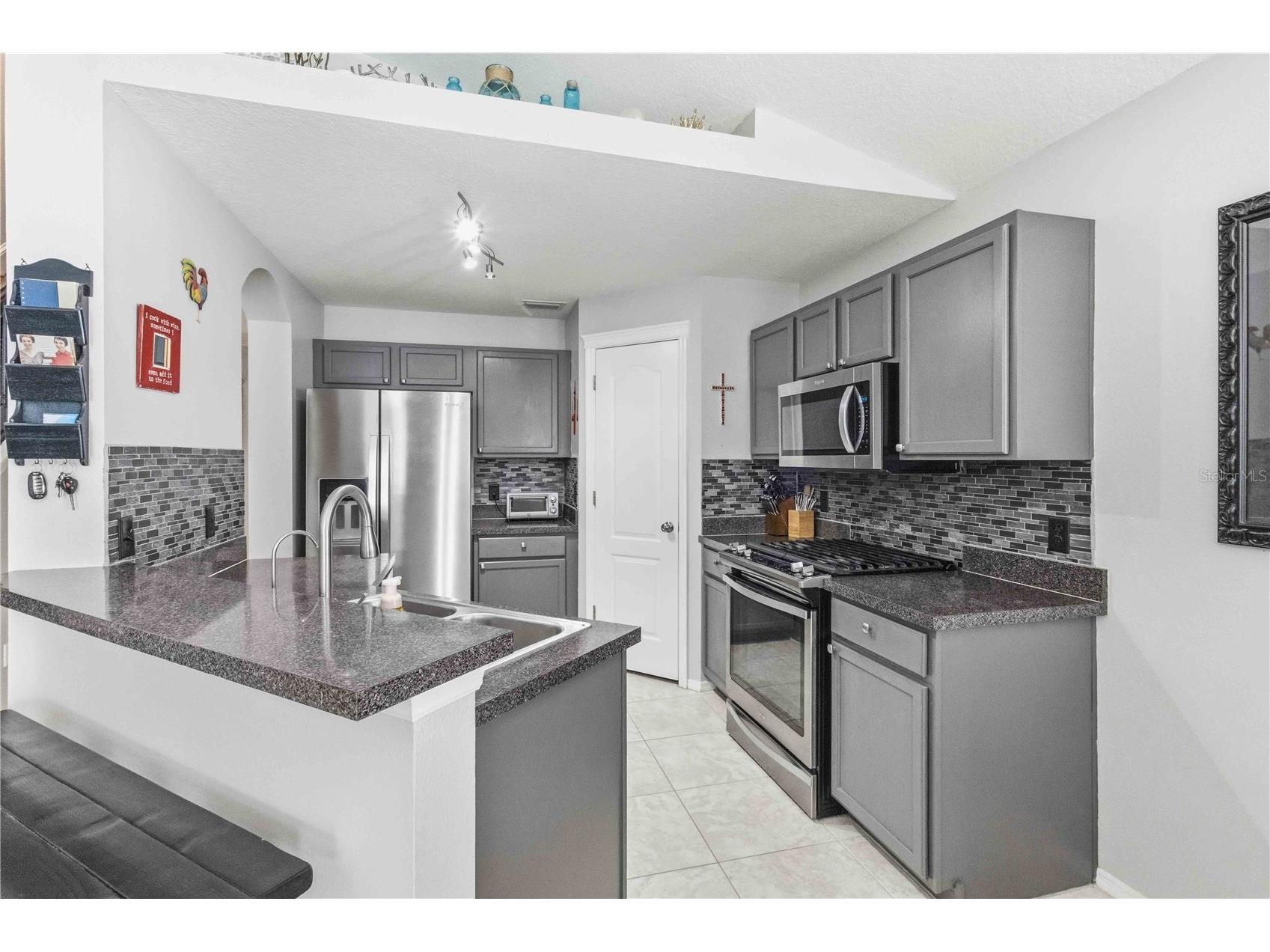 7633 Clovelly Park Place Apollo Beach FL 33572 TB8494803 image9