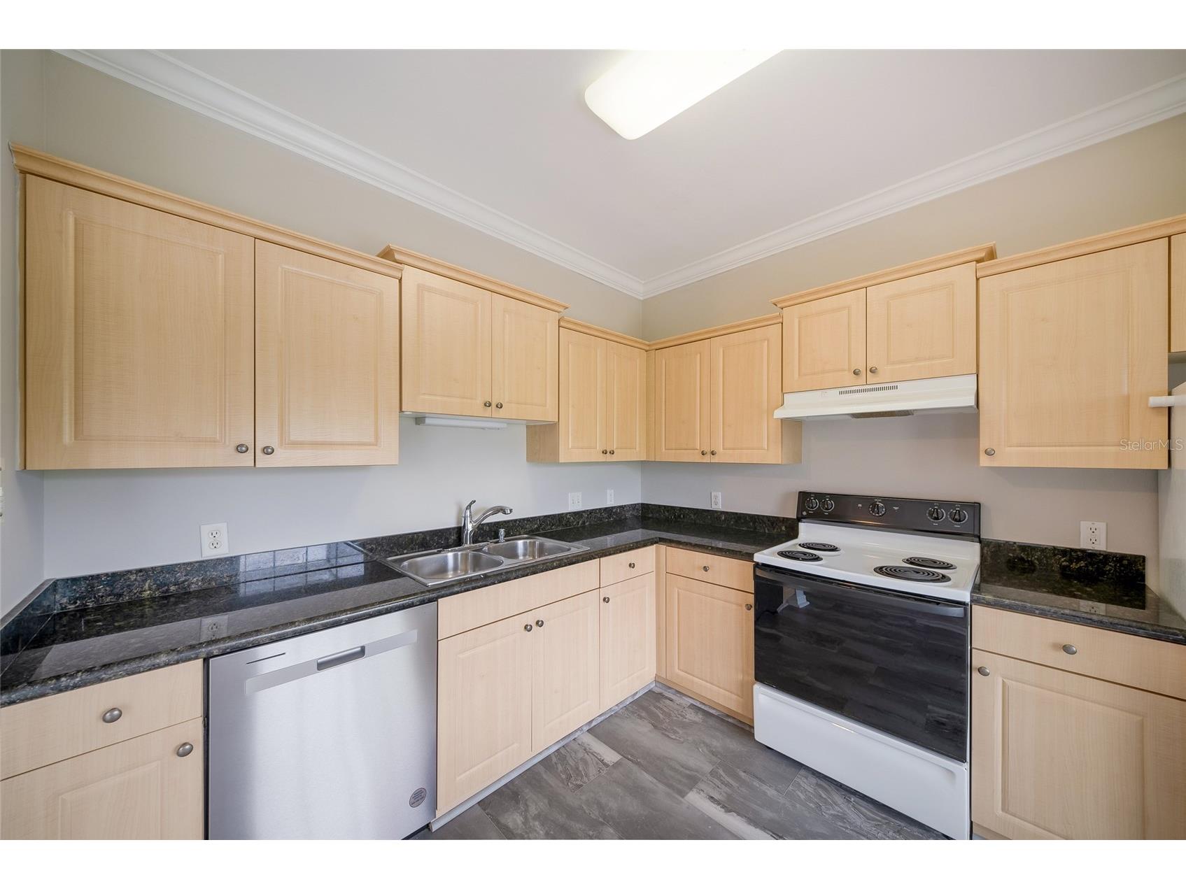 7633 Plantation Circle #7633 University Park FL 34201 A4697363 image13