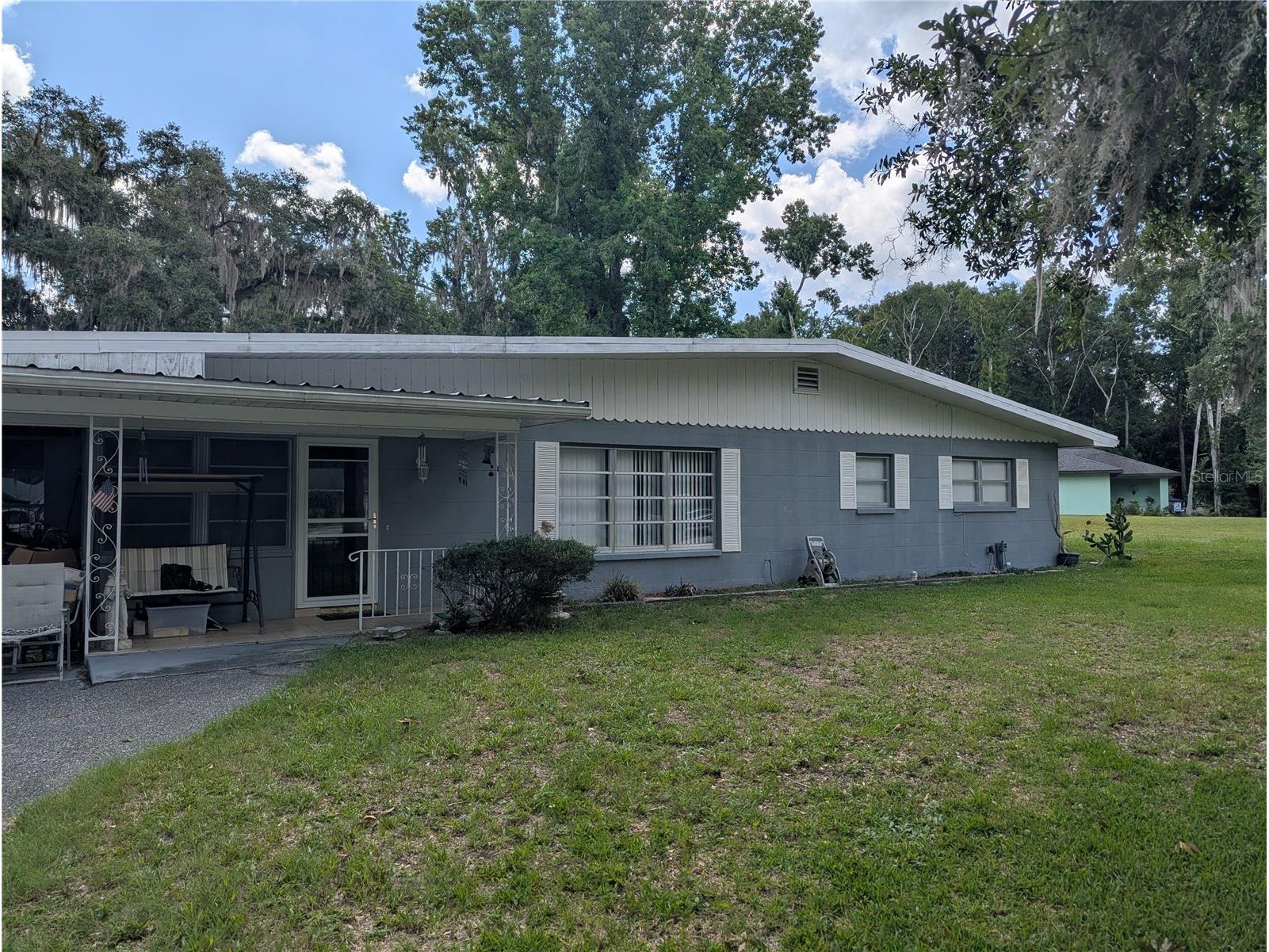 7633 S Crescent Loop Floral City FL 34436 W7886882 image2
