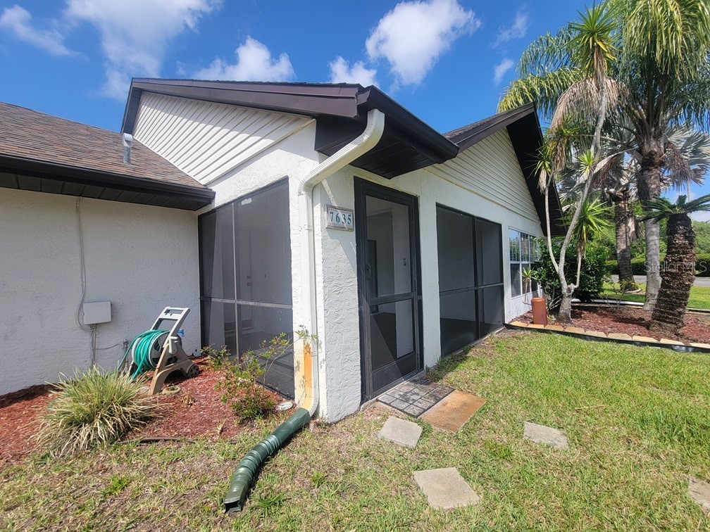 7635 Buita Des Morts New Port Richey FL 34654 W7885981 image2