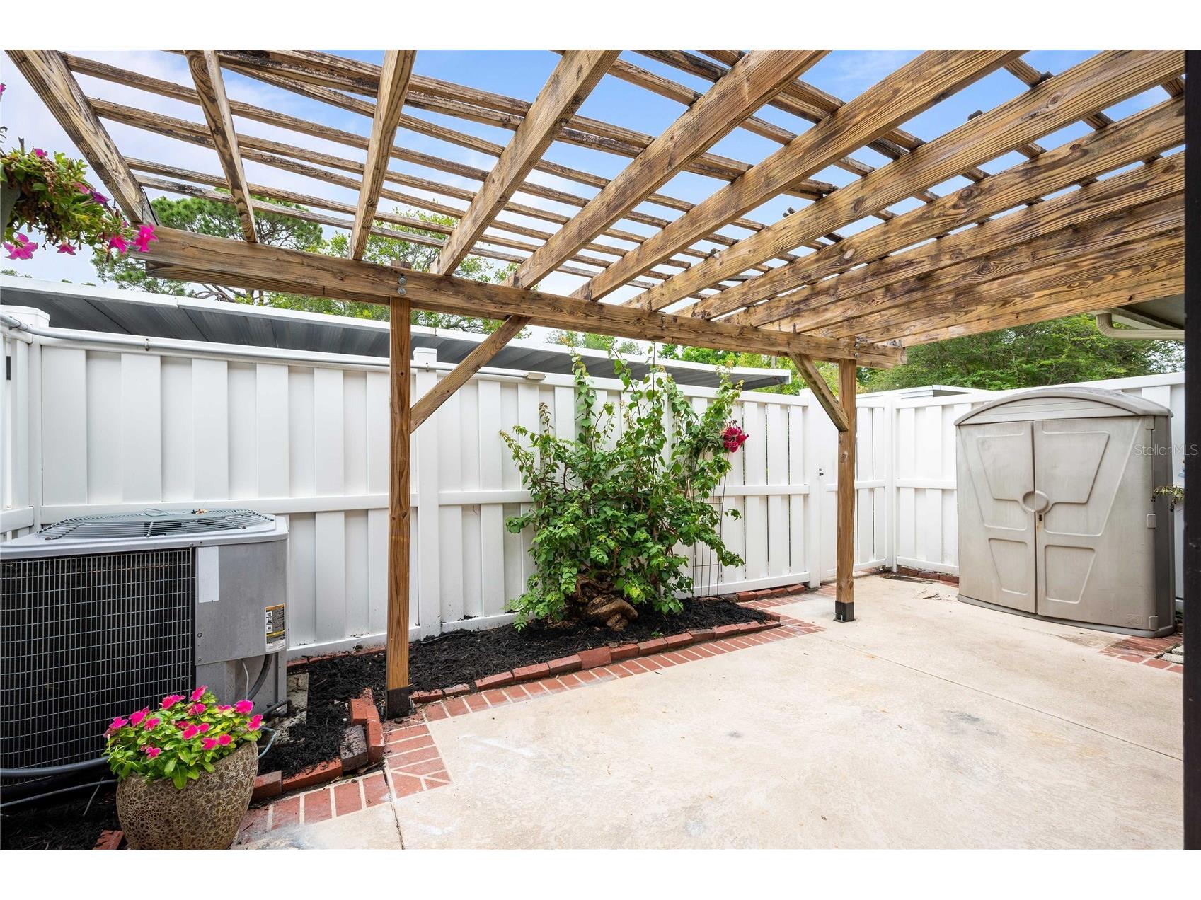 7635 Deleon Court Tampa FL 33615 TB8497537 image8