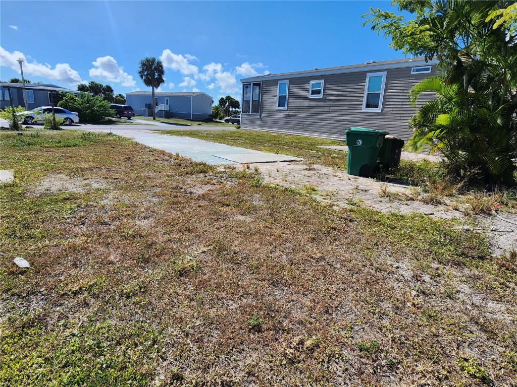 7635 Ratan Circle Port Charlotte FL 33981 - BUTTERFORD WATERWAY D6144672 image2