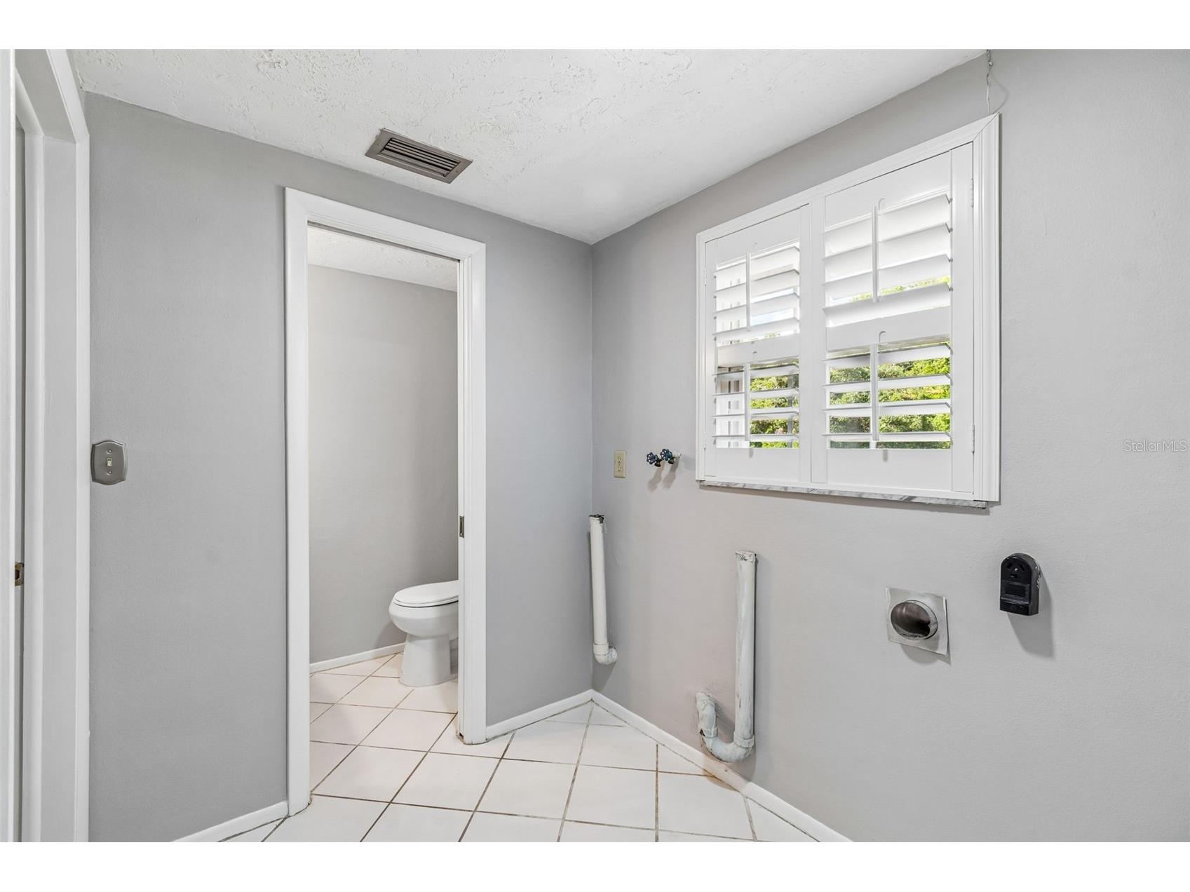 7635 Tanglewood Drive New Port Richey FL 34654 W7885469 image20