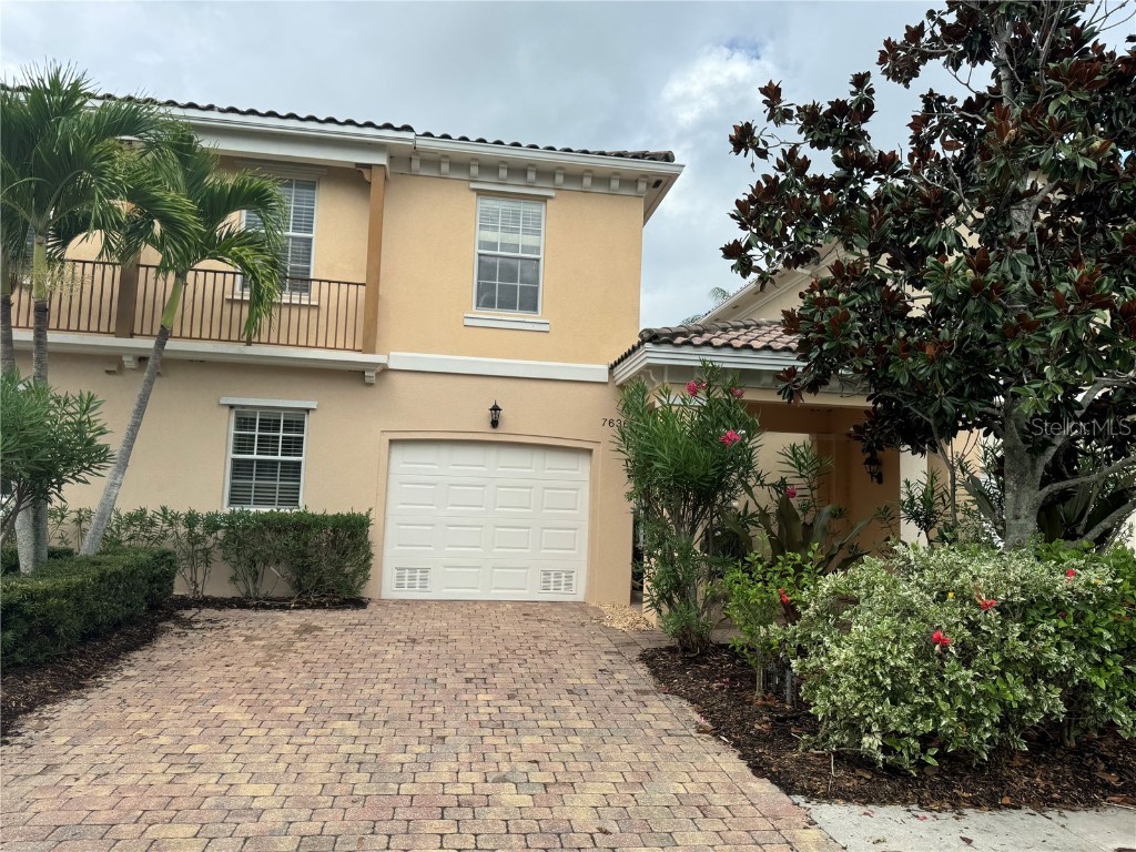 7636 Bergamo Avenue Sarasota FL 34238 A4613820 image1