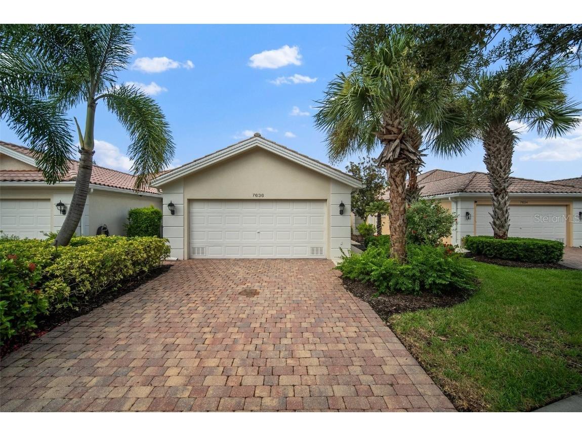7636 Camminare Drive Sarasota FL 34238 A4619476 image1
