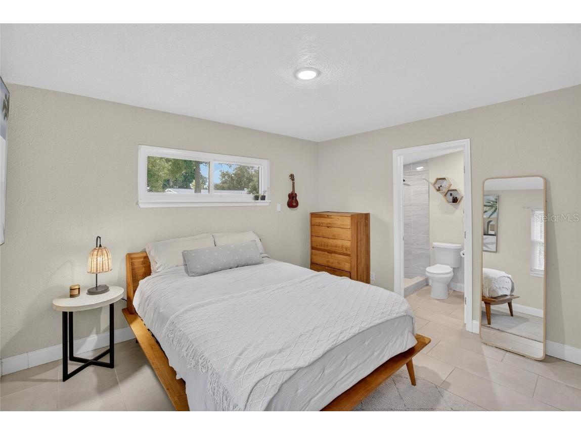 764 62nd Place S Saint Petersburg FL 33705 TB8434434 image15