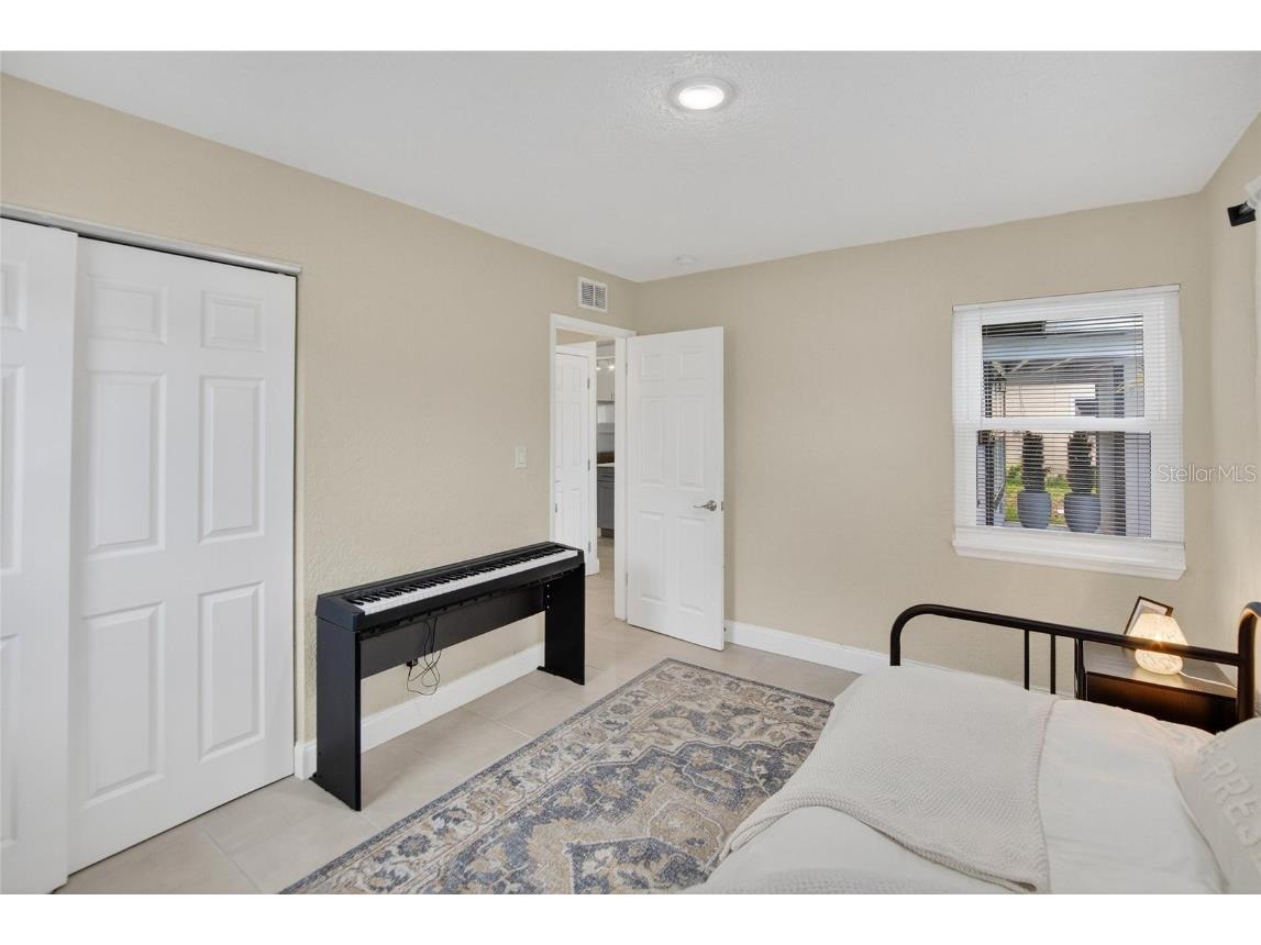 764 62nd Place S Saint Petersburg FL 33705 TB8434434 image26