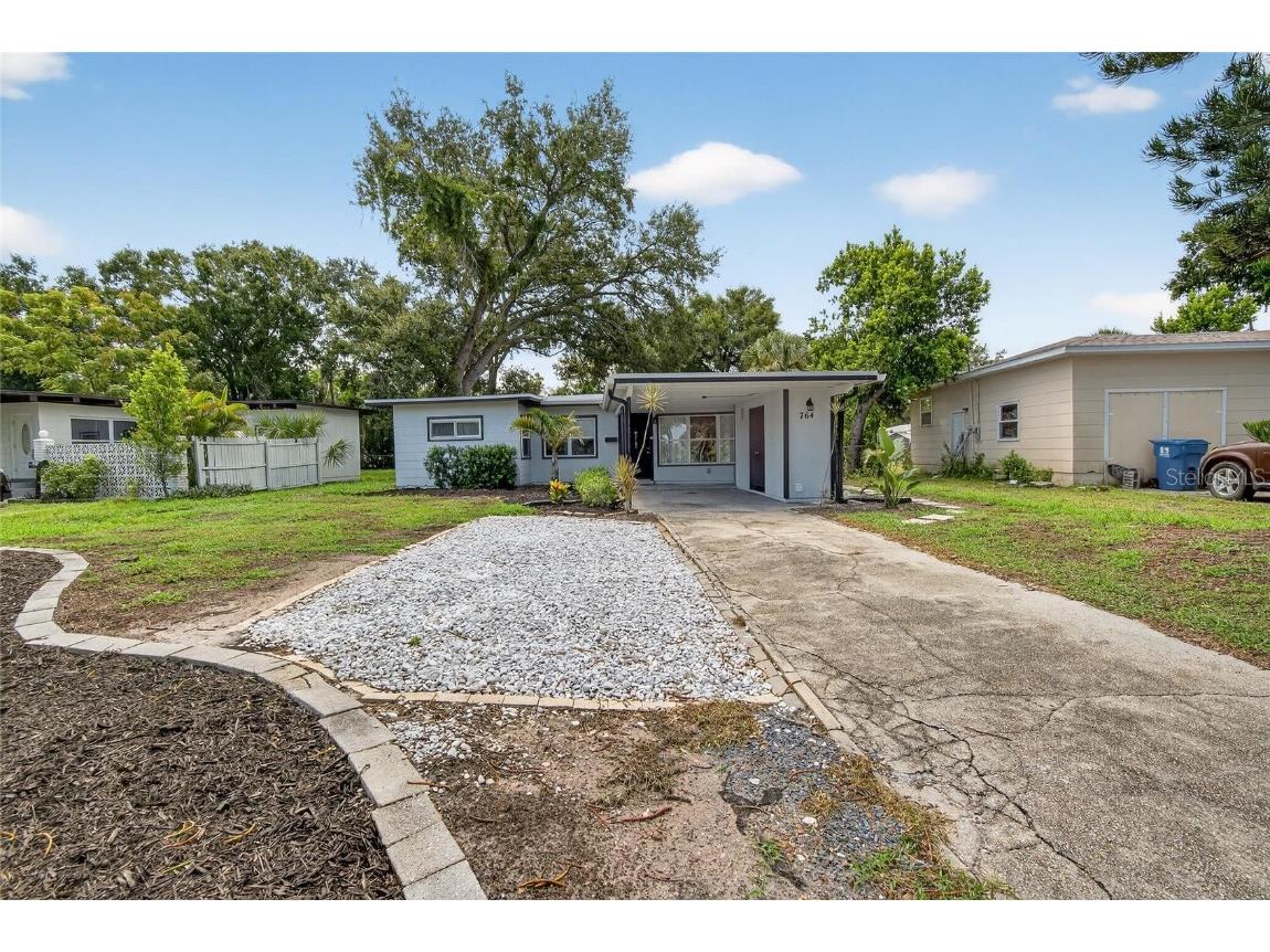 764 62nd Place S Saint Petersburg FL 33705 TB8441068 image2