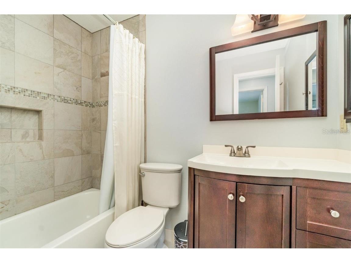 764 Avenida Estancia #208 Venice FL 34292 A4665795 image20