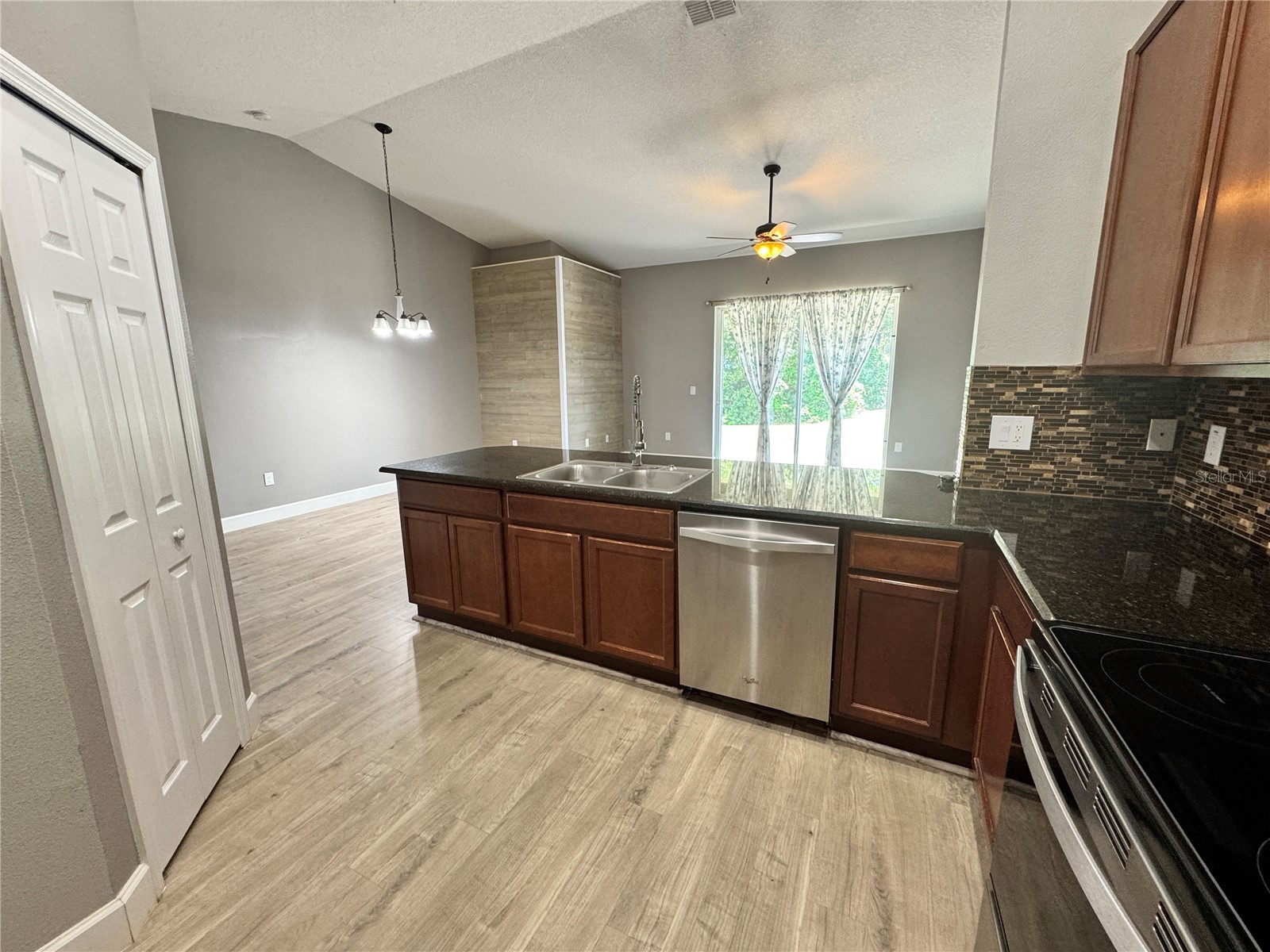 764 Chacall Loop Mount Dora FL 32757 G5113432 image5