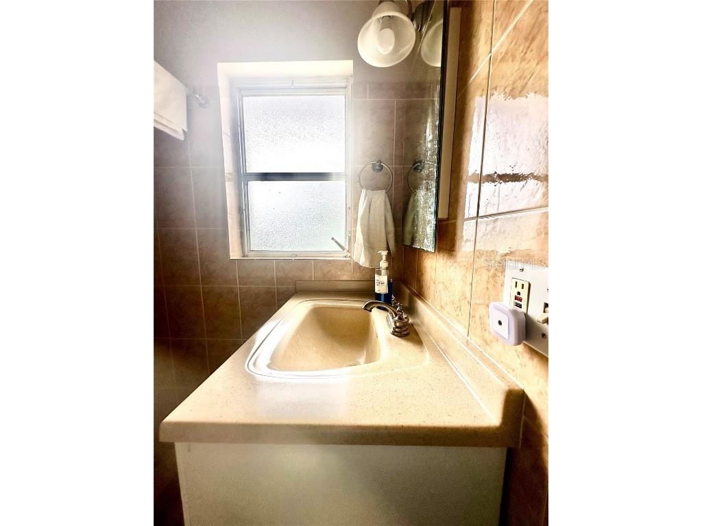 764 NE 13th Street Crystal River FL 34428 OM711224 image36