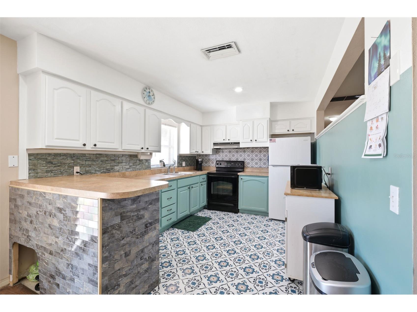 764 NE 13th Street Crystal River FL 34428 W7885064 image5