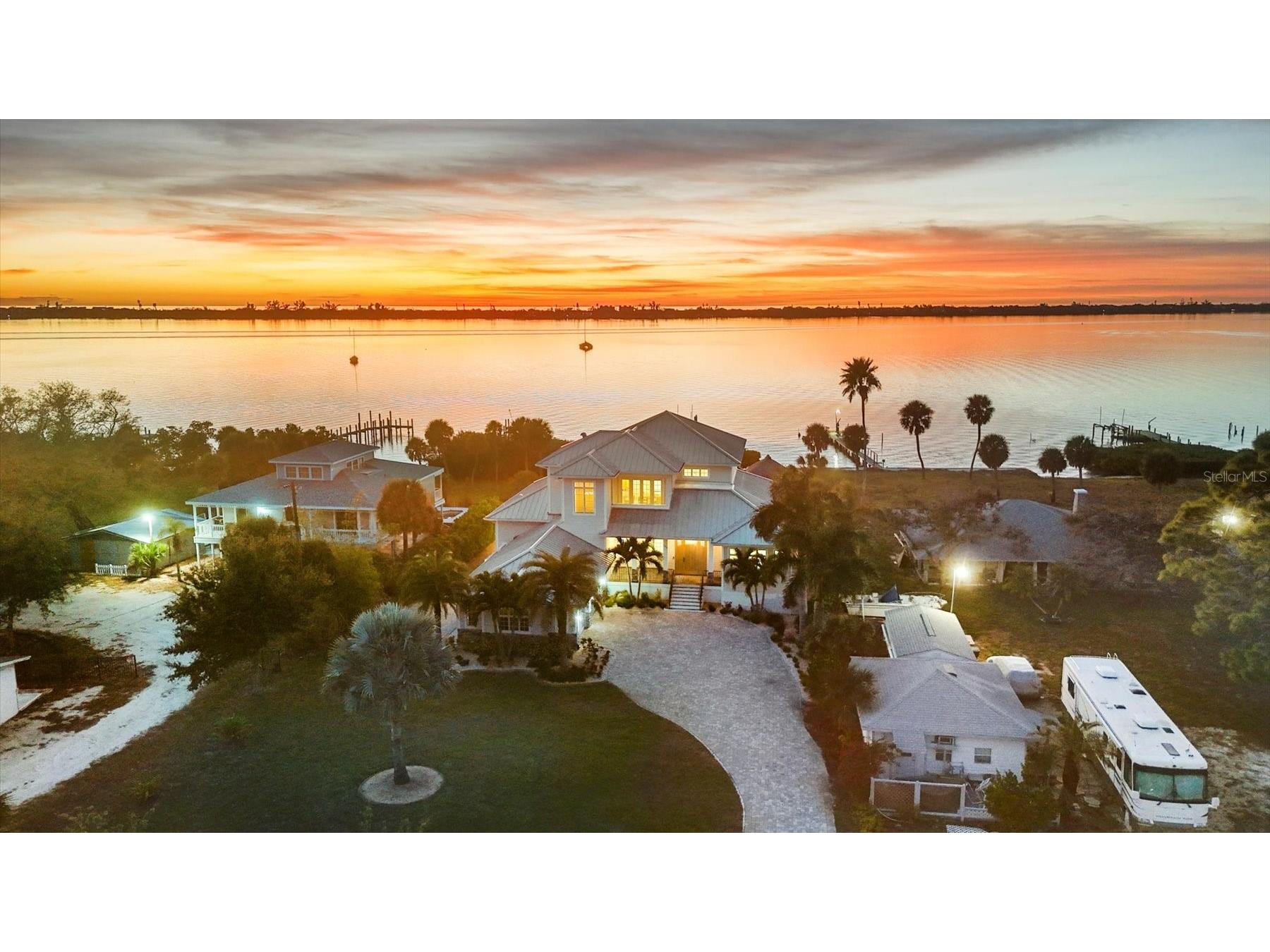 764 S Mccall Road Englewood FL 34223 - LEMON BAY D6145535 image4