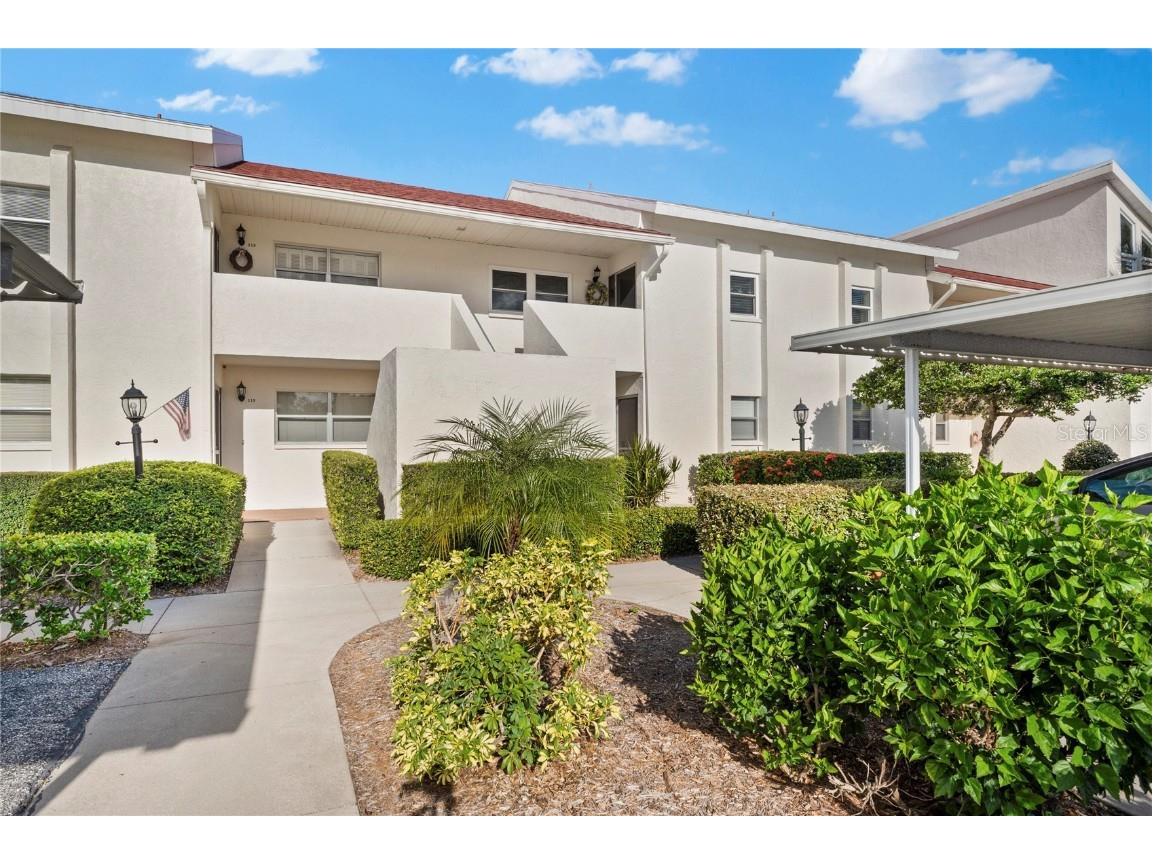 764 Village Circle #220 Venice FL 34292 A4586893 image1