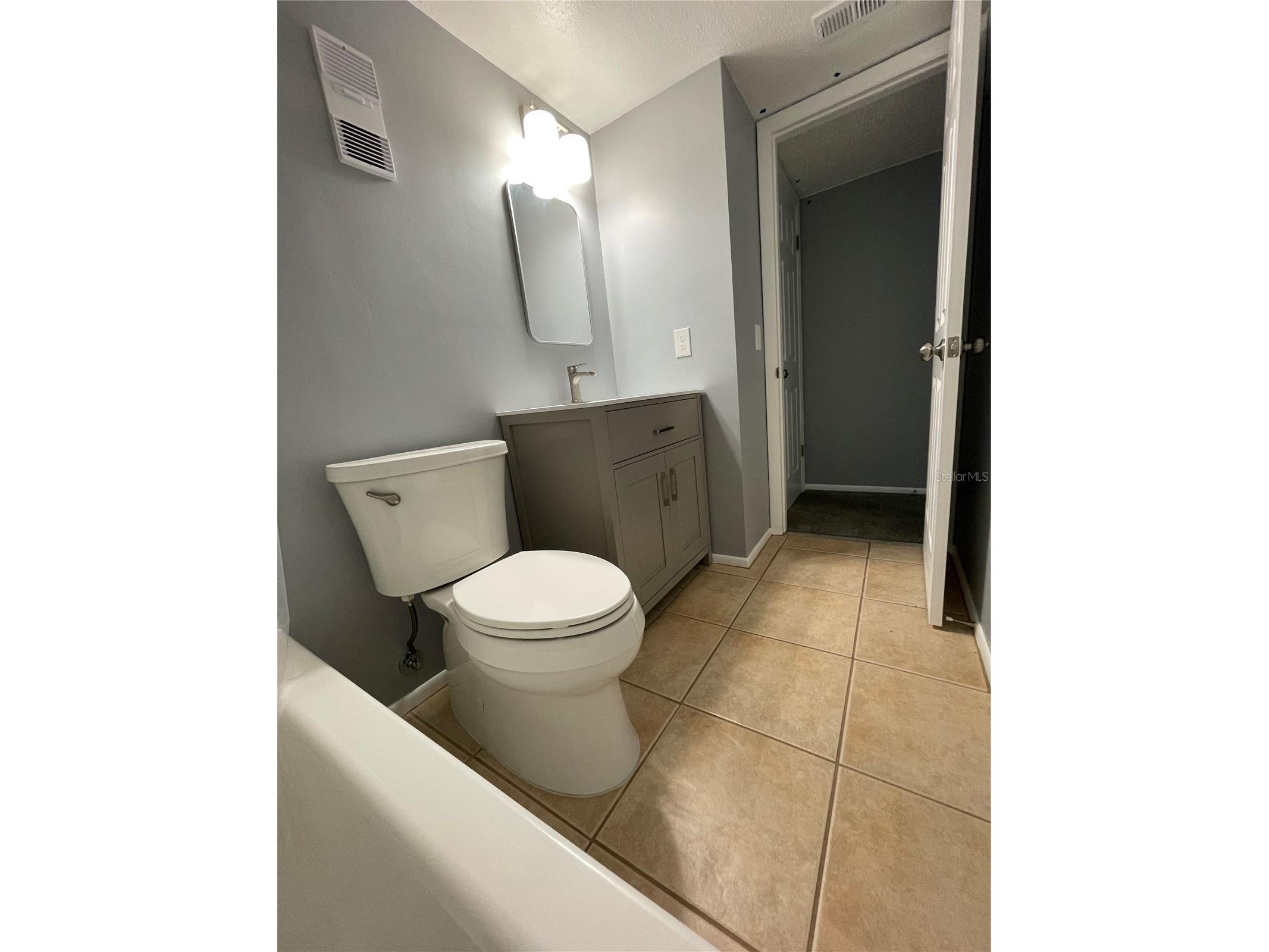 7640 92nd Street #101E Seminole FL 33777 A4695094 image13