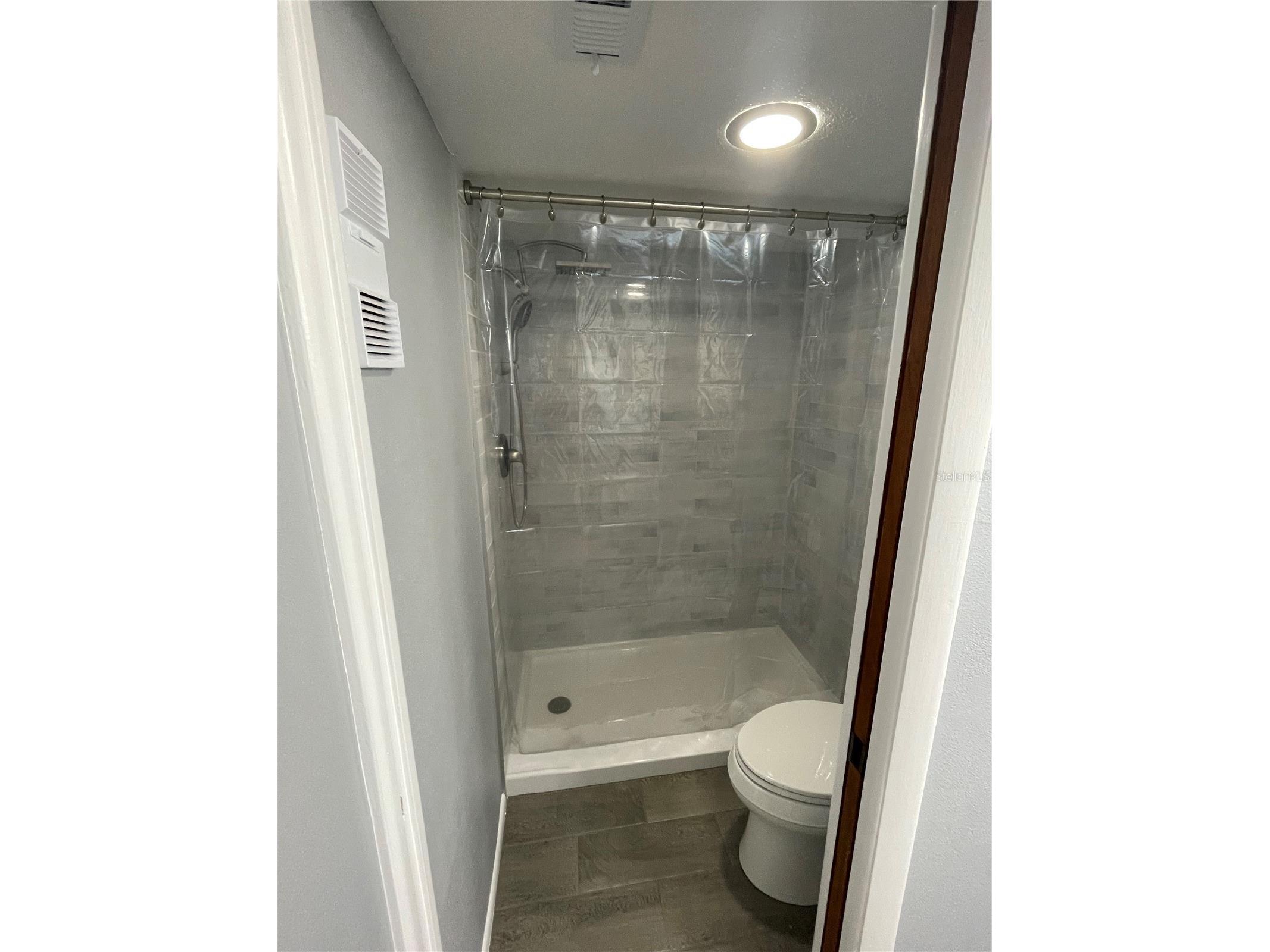7640 92nd Street #101E Seminole FL 33777 A4695094 image18