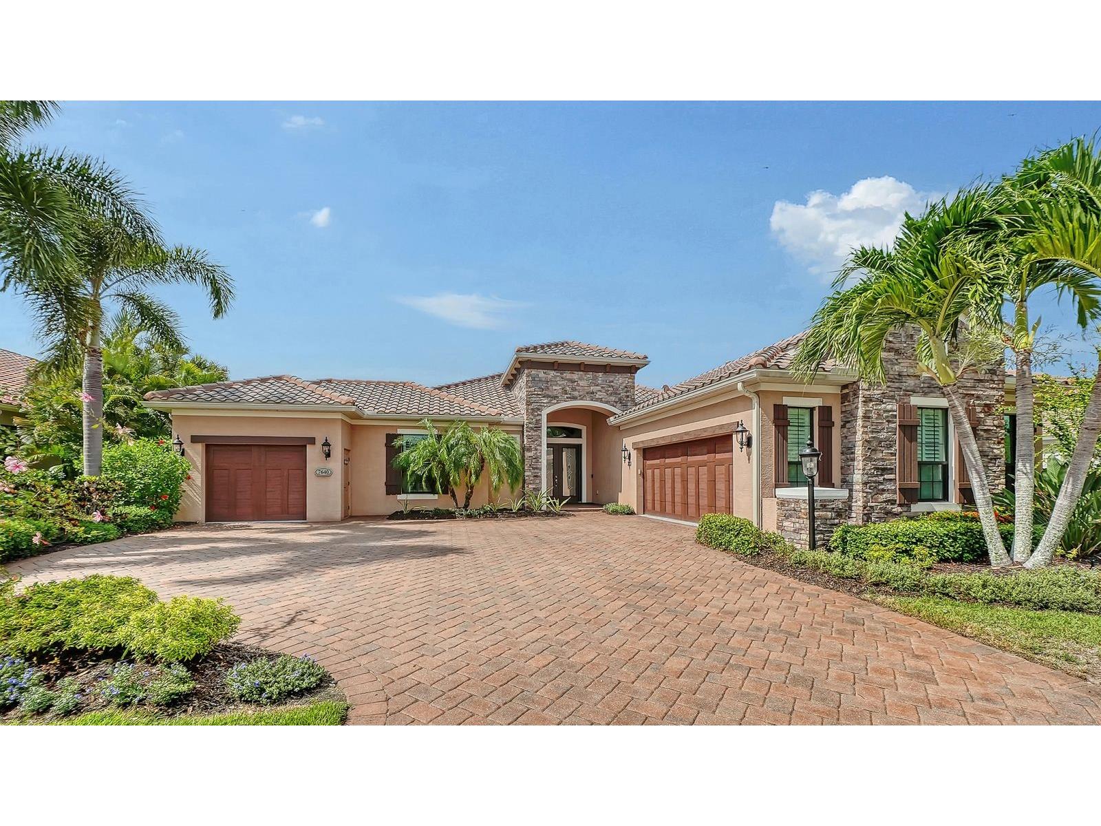 7640 Haddington Cove Lakewood Ranch FL 34202 A4698439 image1