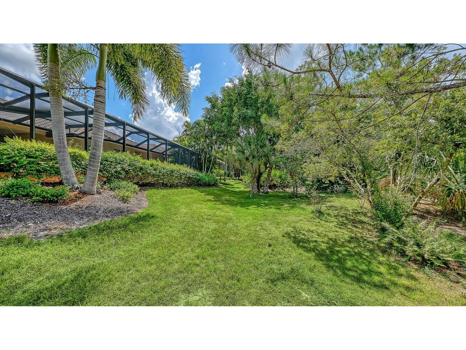 7640 Haddington Cove Lakewood Ranch FL 34202 A4698439 image35