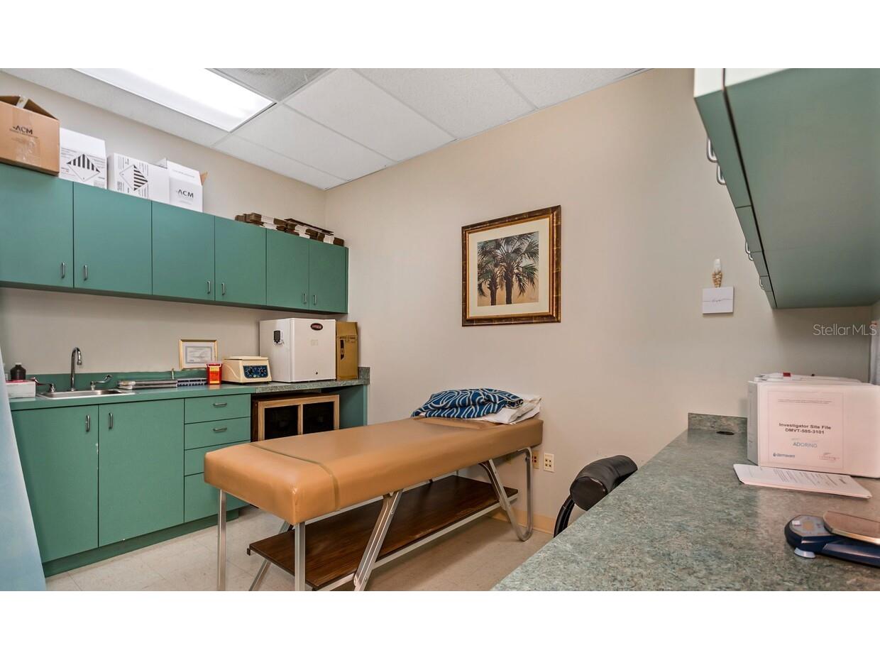 7641 66th Street N Pinellas Park FL 33781 TB8375209 image27