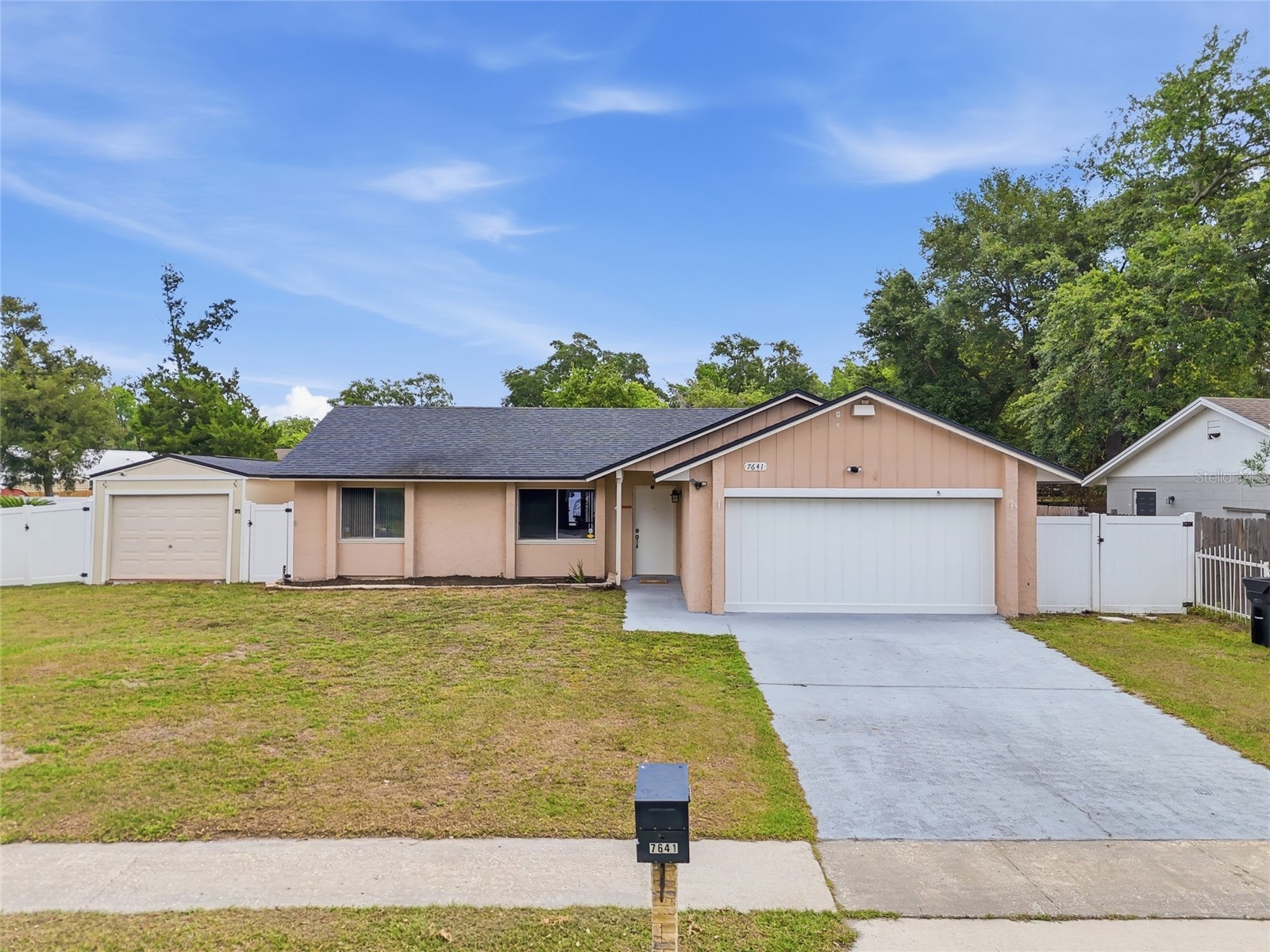 7641 Compass Drive Orlando FL 32810 O6406790 image1