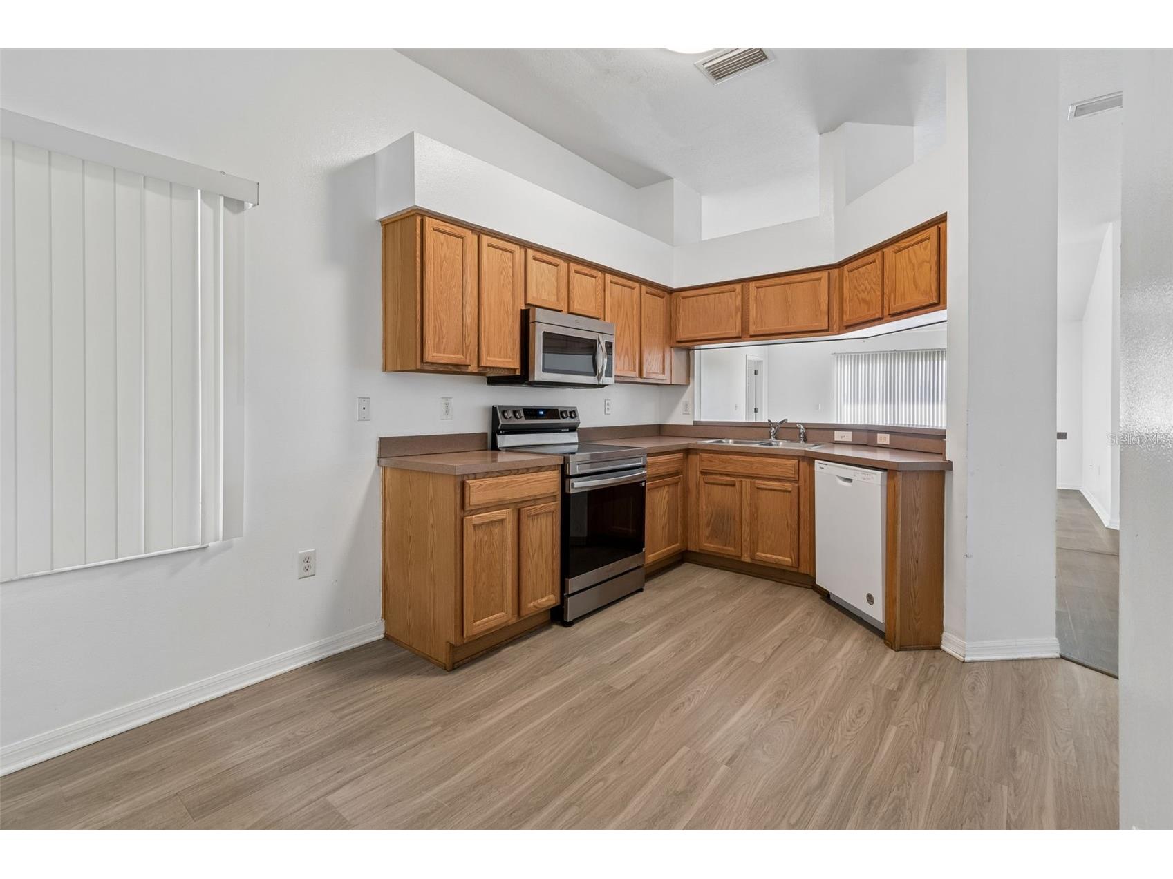 7643 Weehawken Drive Zephyrhills FL 33540 TB8490747 image29