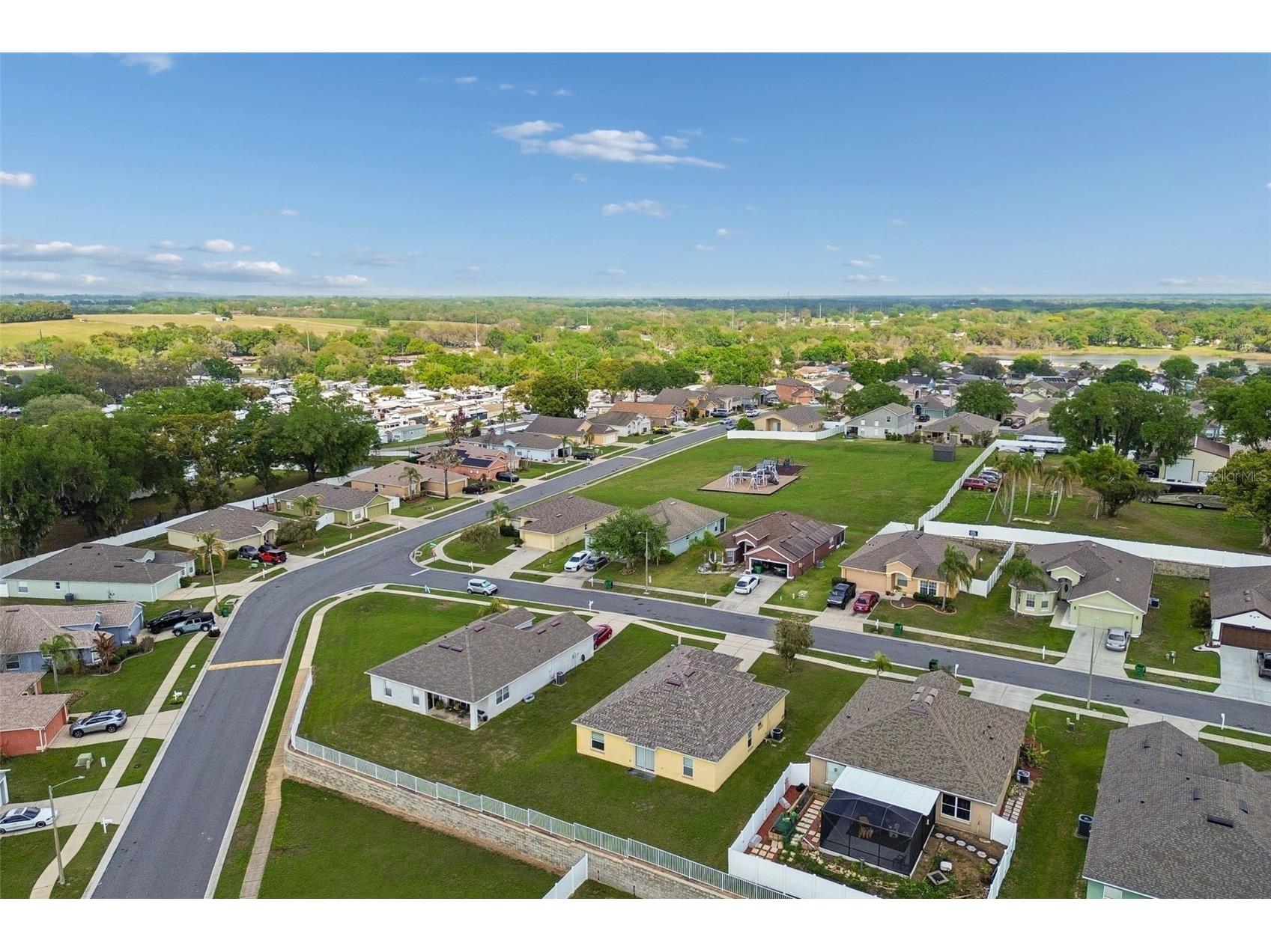 7643 Weehawken Drive Zephyrhills FL 33540 TB8490747 image64