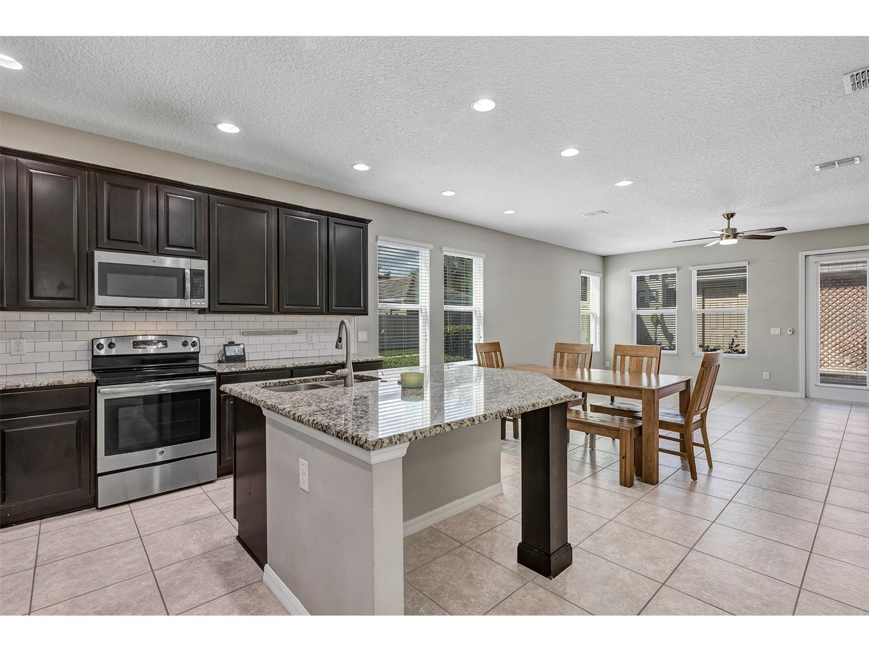 7644 Ripplepointe Way Windermere FL 34786 O6395582 image3