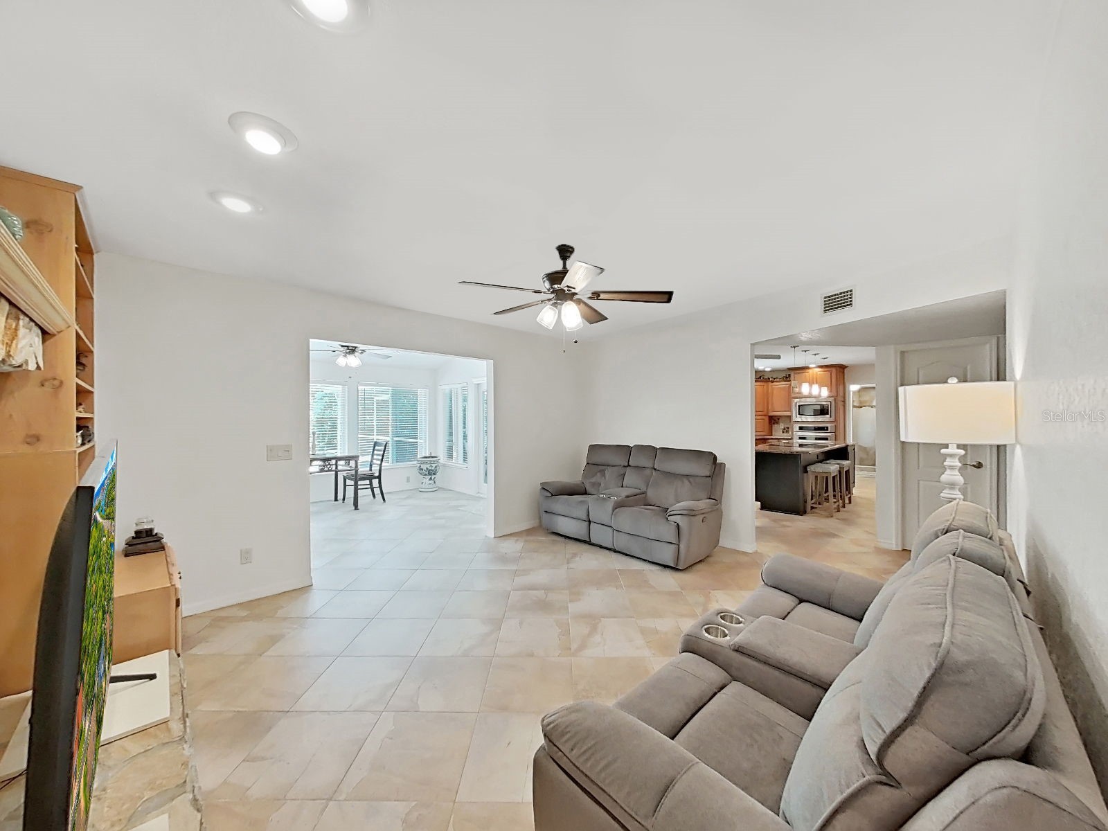 7645 Harbor View Way Seminole FL 33776 TB8500193 image15
