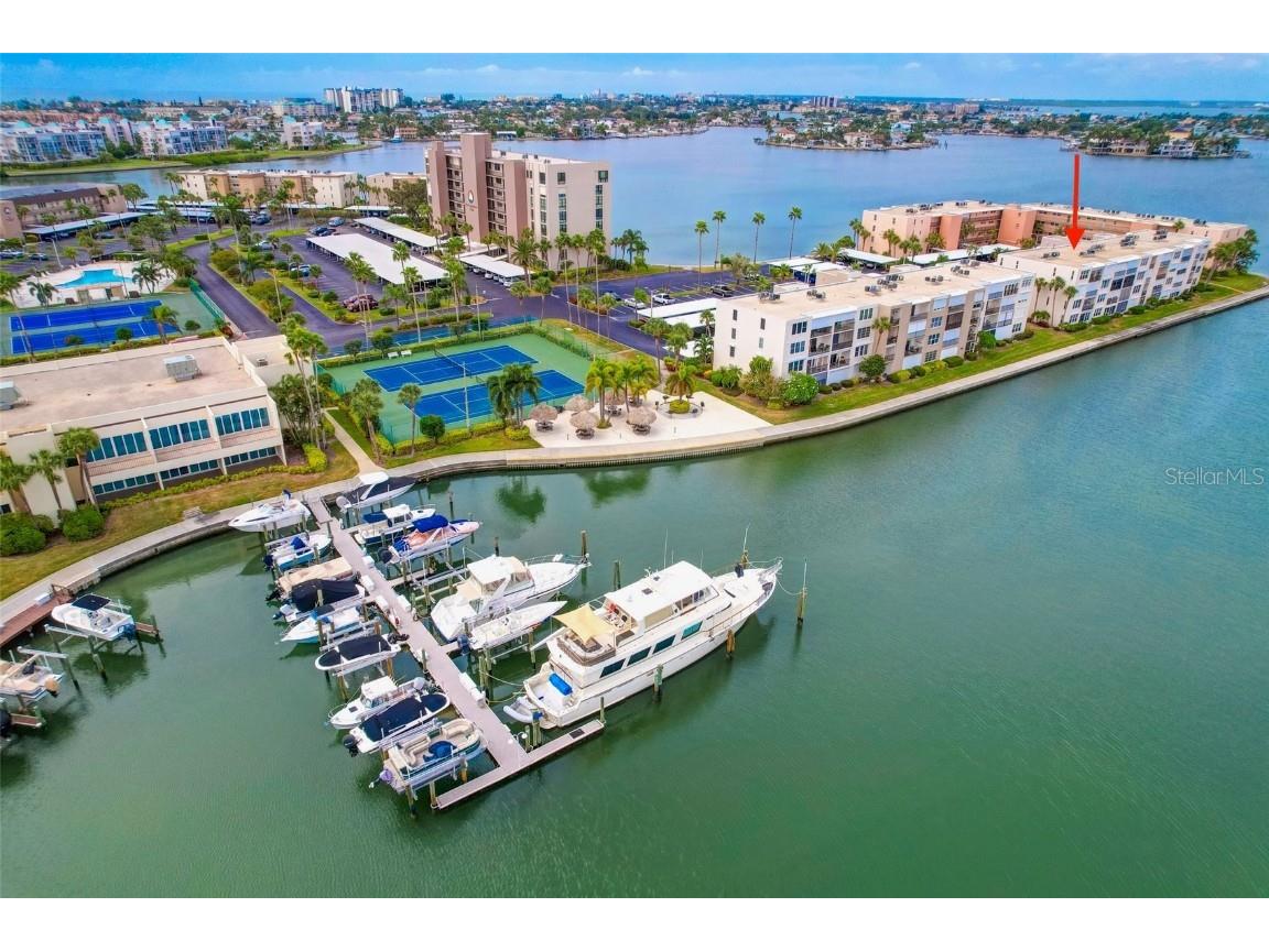 7645 Sun Island Drive S #101 South Pasadena FL 33707 - BOCA CIEGA BAY U8225609 image1