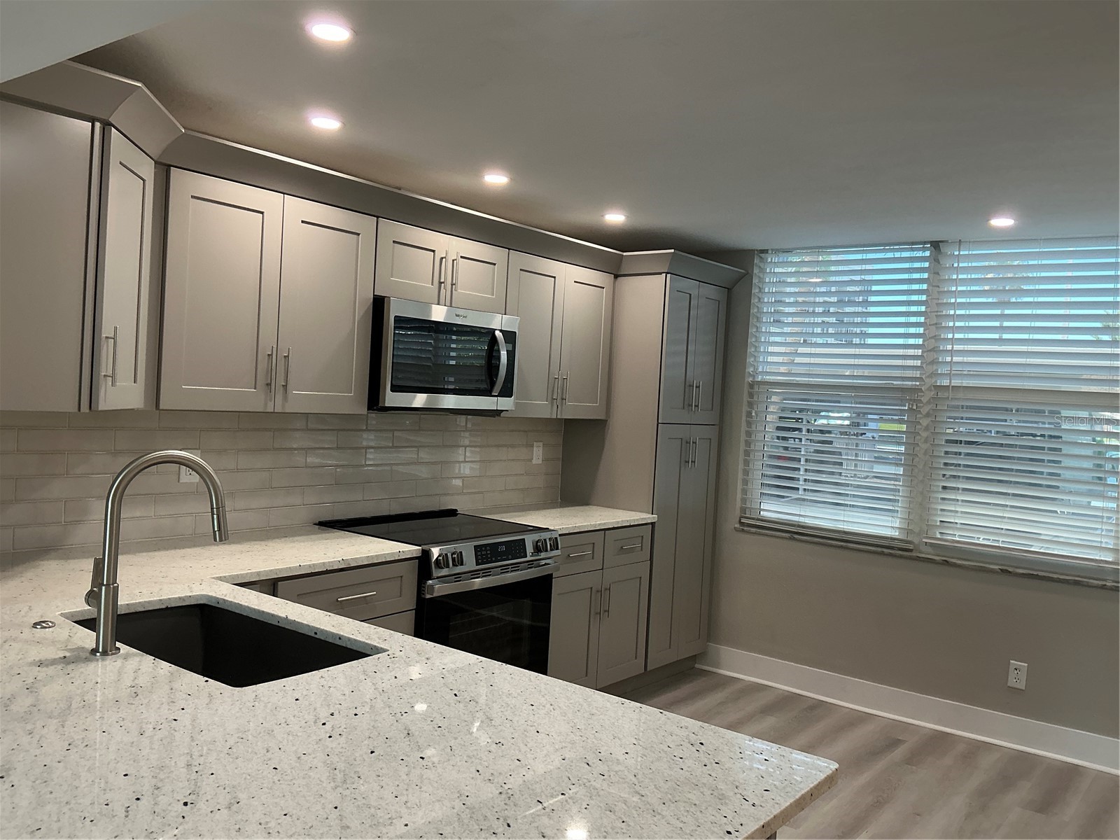 7645 Sun Island Drive S #101 South Pasadena FL 33707 - BOCA CIEGA BAY TB8510134 image11