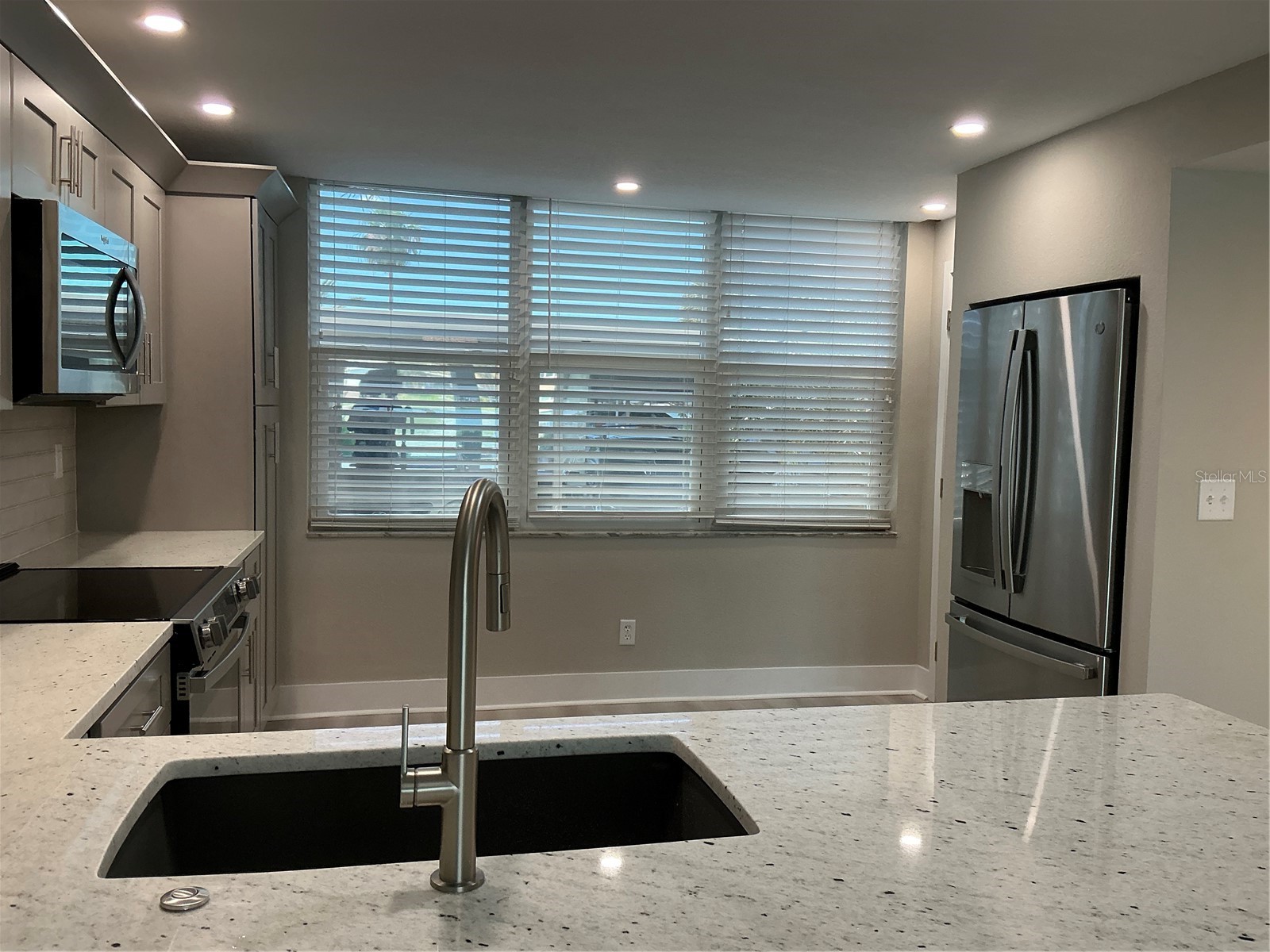 7645 Sun Island Drive S #101 South Pasadena FL 33707 - BOCA CIEGA BAY TB8510134 image9