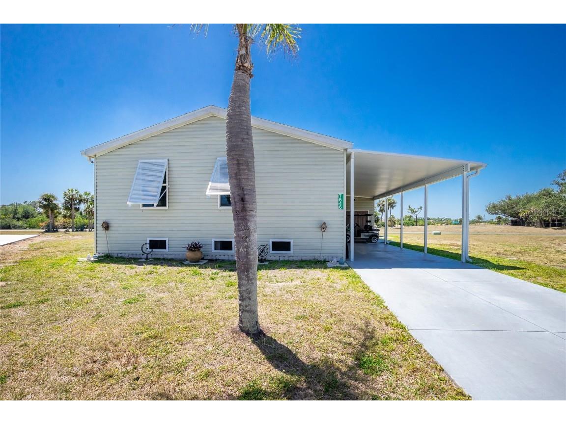 7646 Ratan Circle Port Charlotte FL 33981 - BUTTERFORD WATERWAY C7508803 image1
