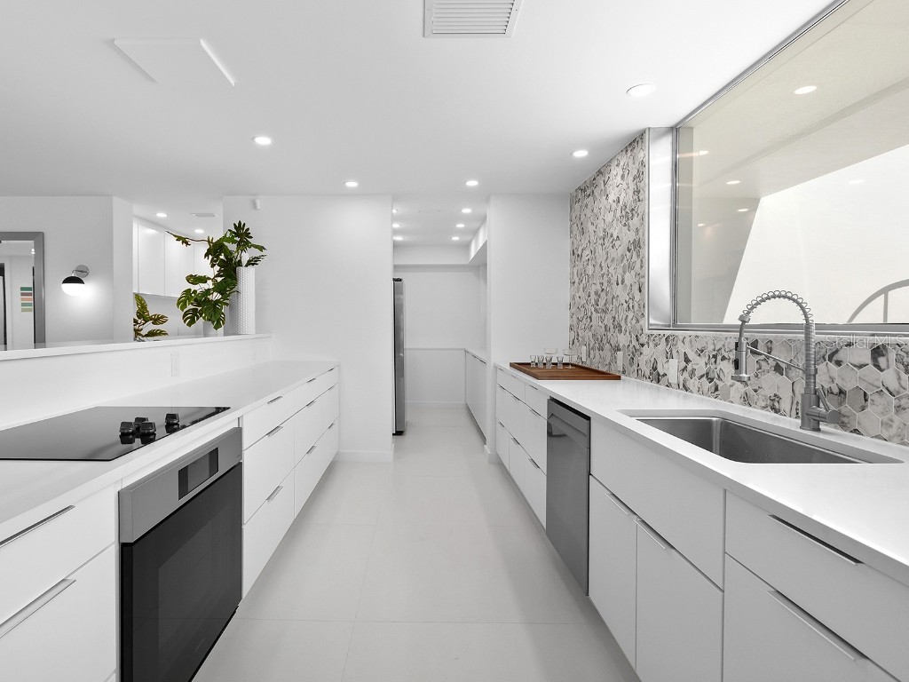 7647 Sanderling Road Sarasota FL 34242 - HERON LAGOON A4671186 image24