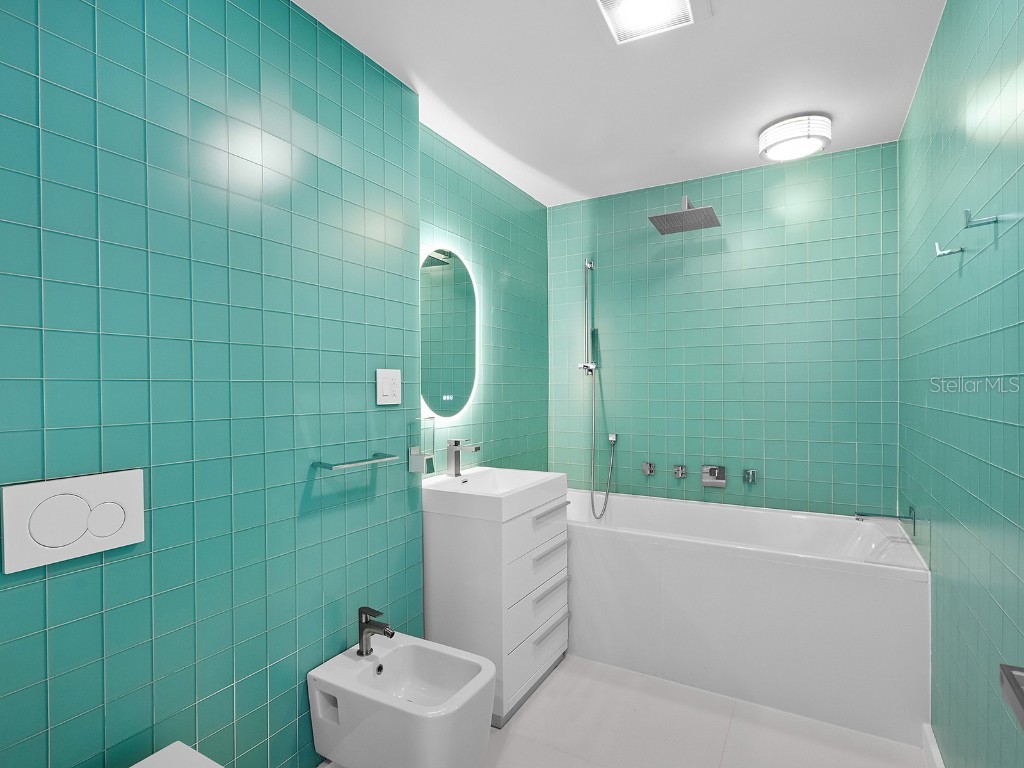 7647 Sanderling Road Sarasota FL 34242 - HERON LAGOON A4671186 image43