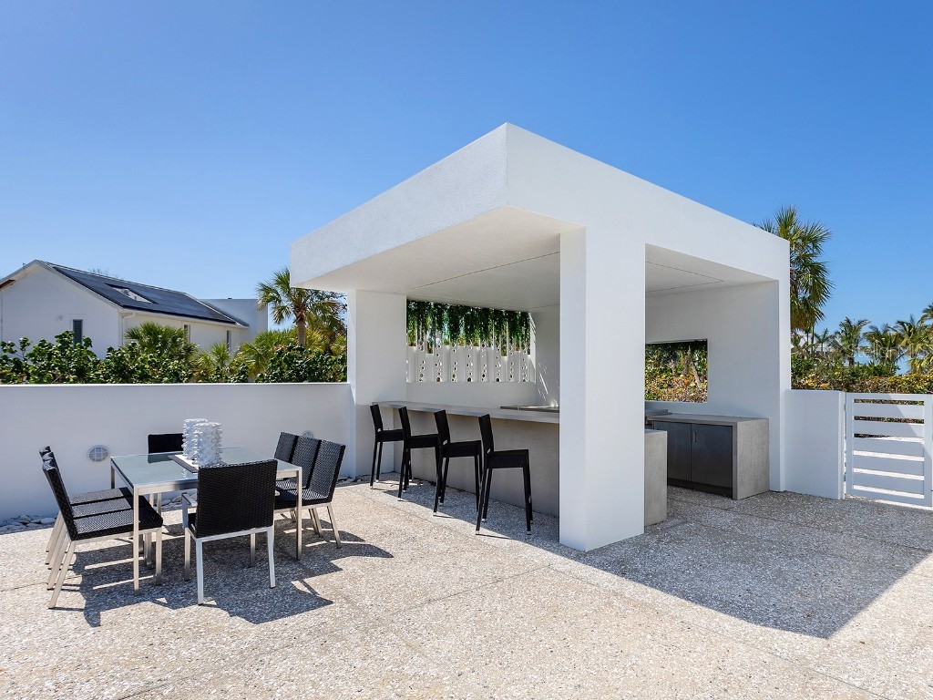 7647 Sanderling Road Sarasota FL 34242 - HERON LAGOON A4671186 image44