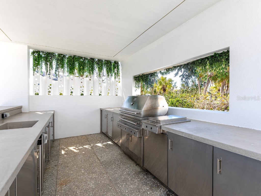 7647 Sanderling Road Sarasota FL 34242 - HERON LAGOON A4671186 image45