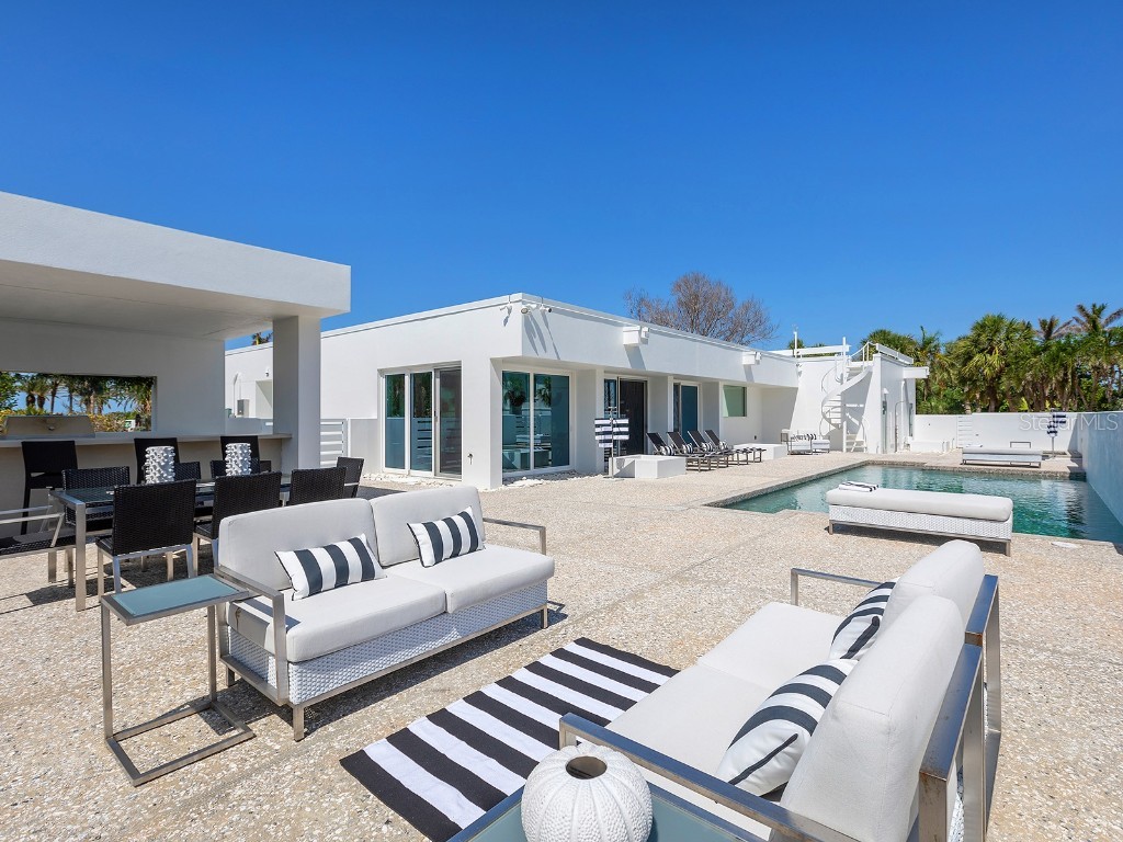 7647 Sanderling Road Sarasota FL 34242 - HERON LAGOON A4671186 image48