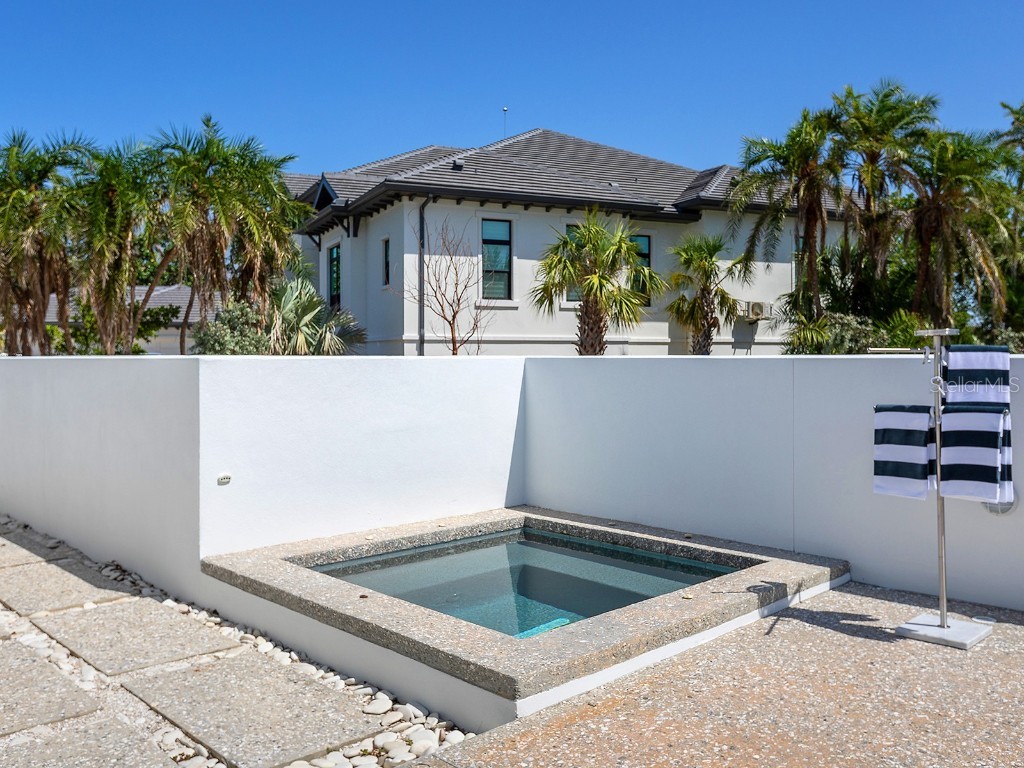 7647 Sanderling Road Sarasota FL 34242 - HERON LAGOON A4671186 image50