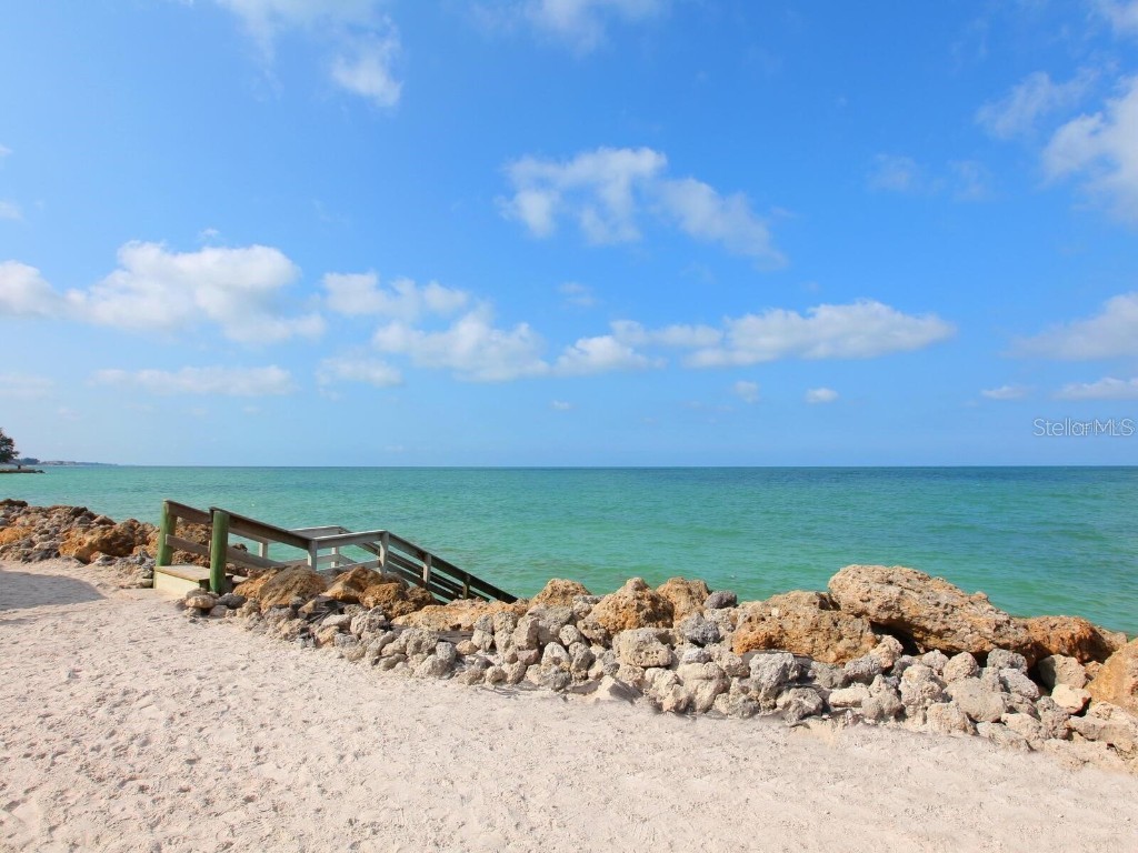 7647 Sanderling Road Sarasota FL 34242 - HERON LAGOON A4671186 image72