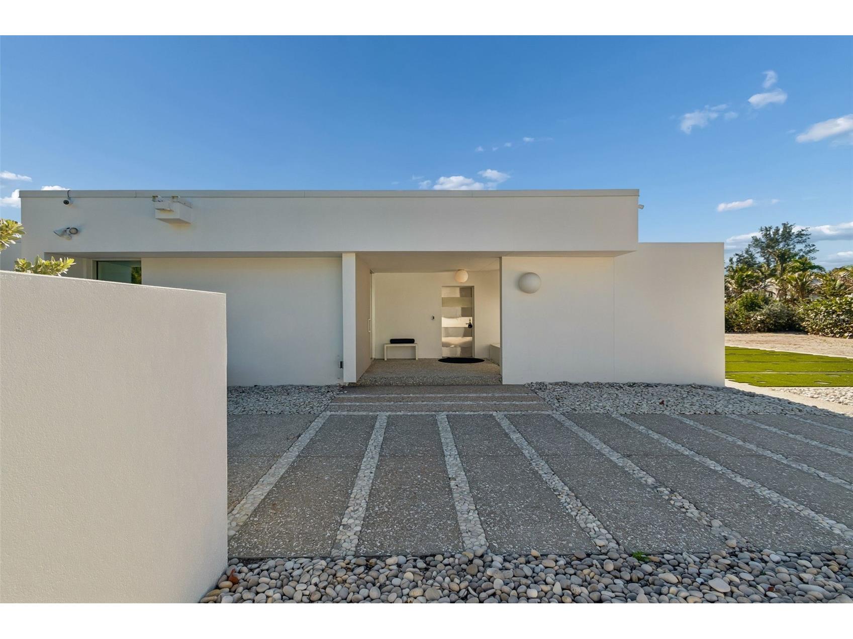 7647 Sanderling Road Sarasota FL 34242 - HERON LAGOON TB8486392 image10
