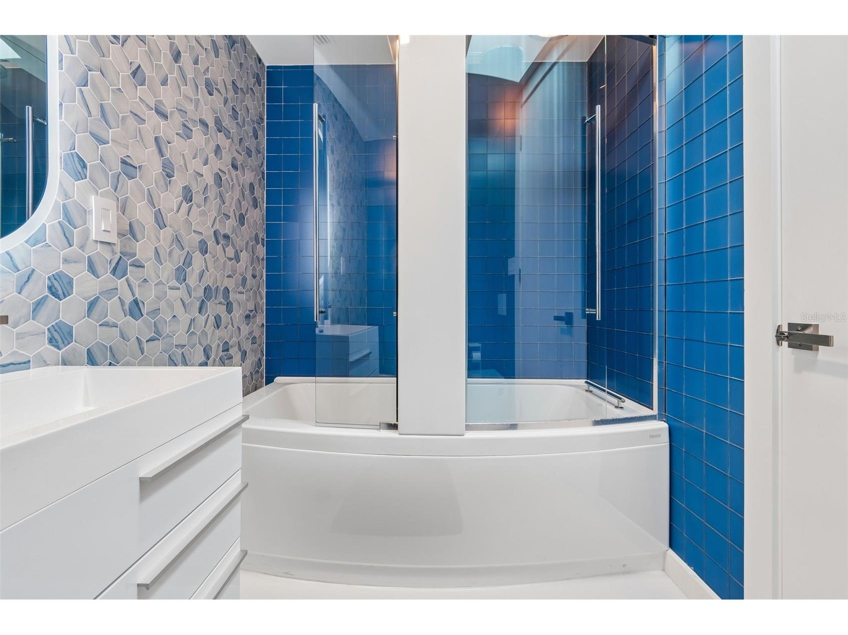 7647 Sanderling Road Sarasota FL 34242 - HERON LAGOON TB8486392 image32