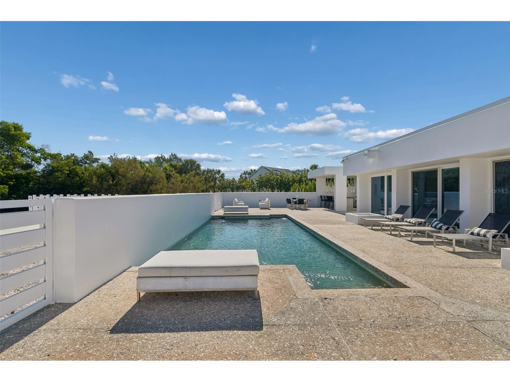 7647 Sanderling Road Sarasota FL 34242 - HERON LAGOON TB8486392 image62
