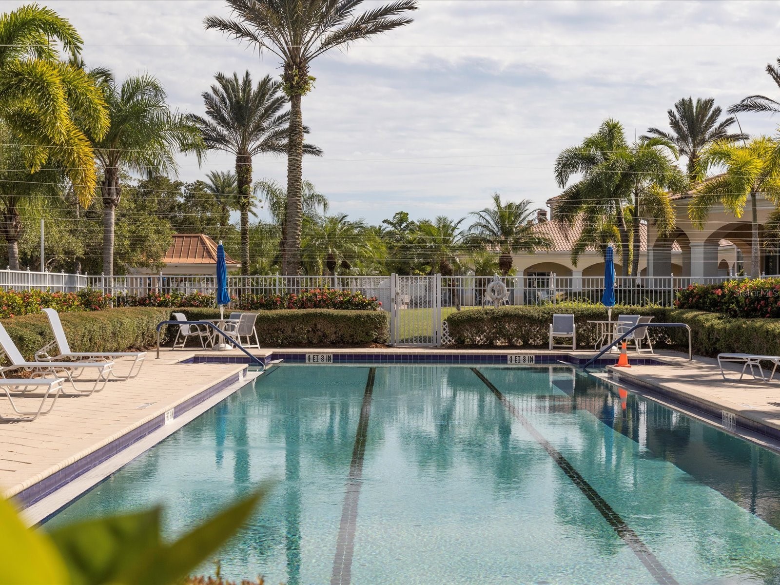 7648 Quinto Drive Sarasota FL 34238 A4678630 image40