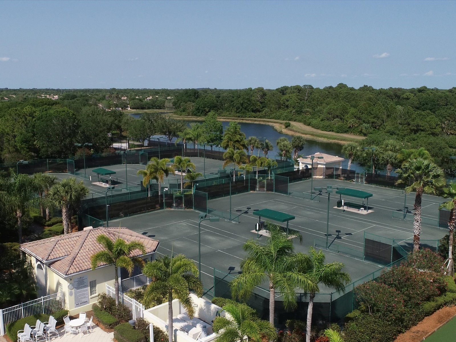 7648 Quinto Drive Sarasota FL 34238 A4678630 image53