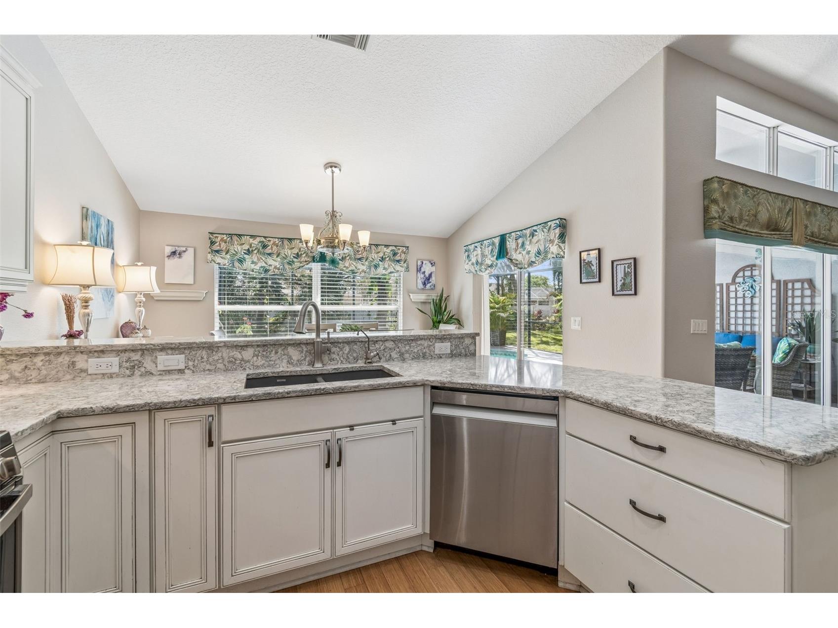 7649 Nottinghill Sky Drive Apollo Beach FL 33572 TB8483676 image12