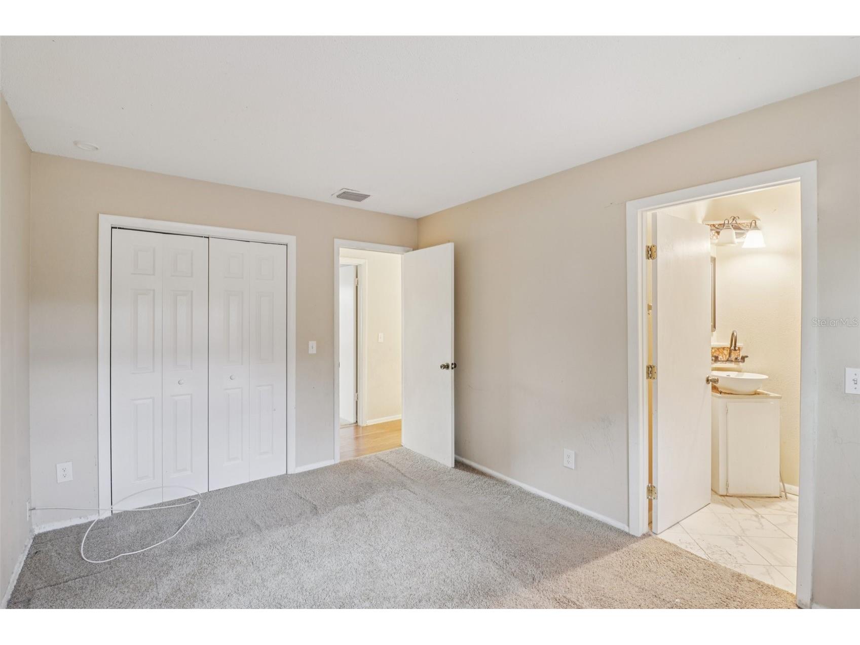 7649 Stratford Boulevard Orlando FL 32807 TB8469375 image17