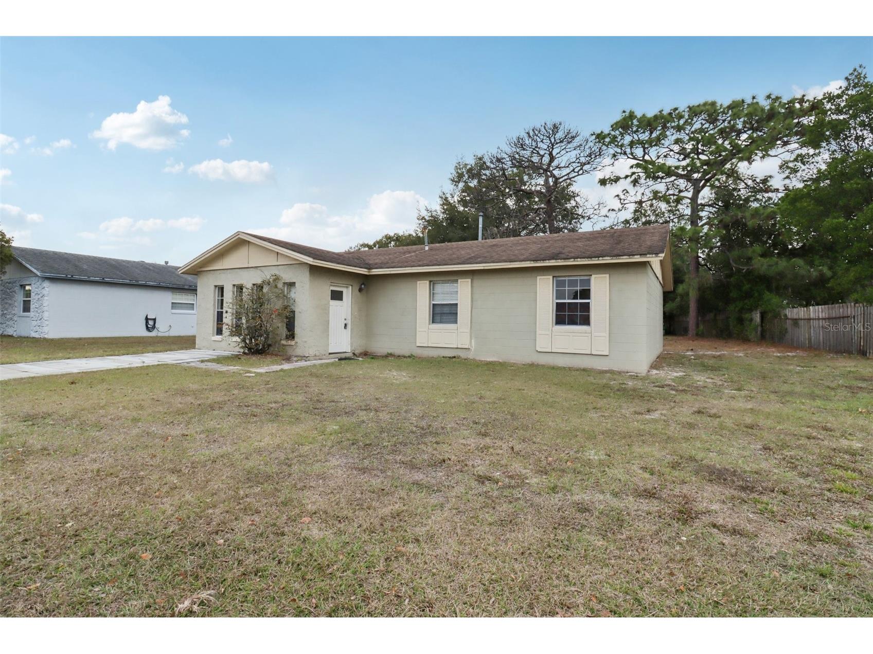 7649 Stratford Boulevard Orlando FL 32807 TB8469375 image2