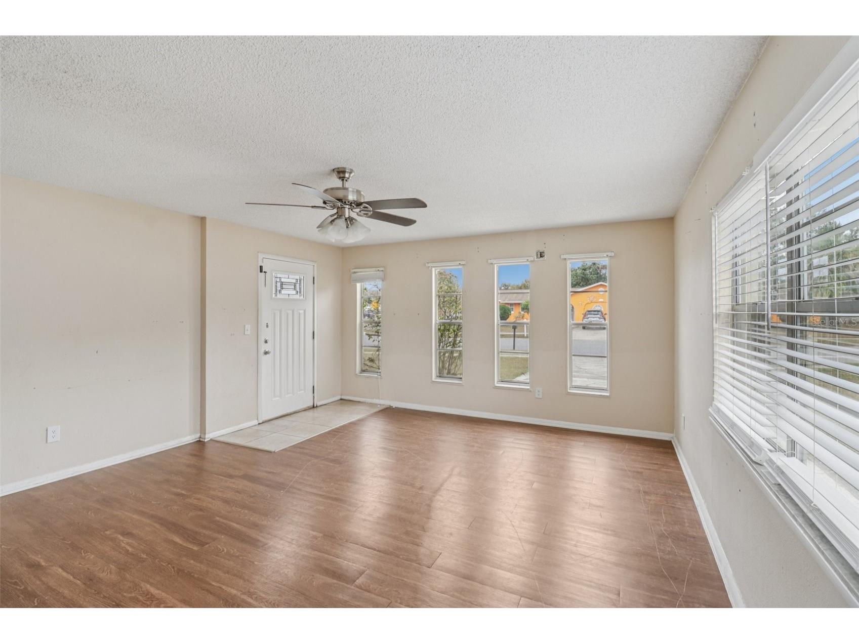 7649 Stratford Boulevard Orlando FL 32807 TB8469375 image6