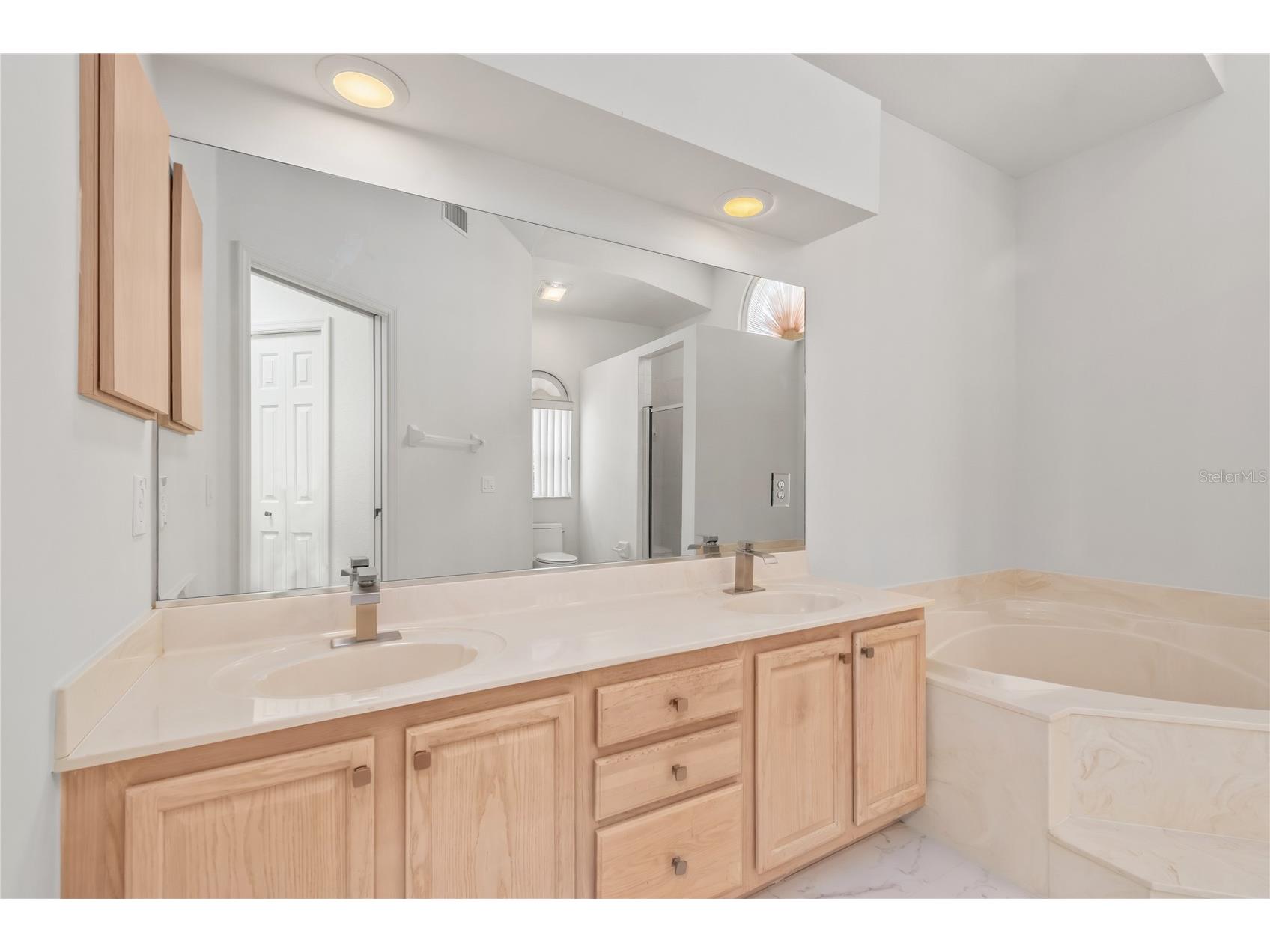 7649 SW 103rd Loop Ocala FL 34476 OM726575 image35